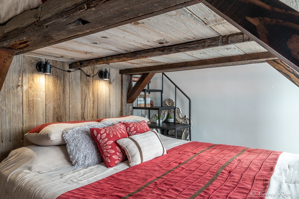 139 E 2nd Street 201