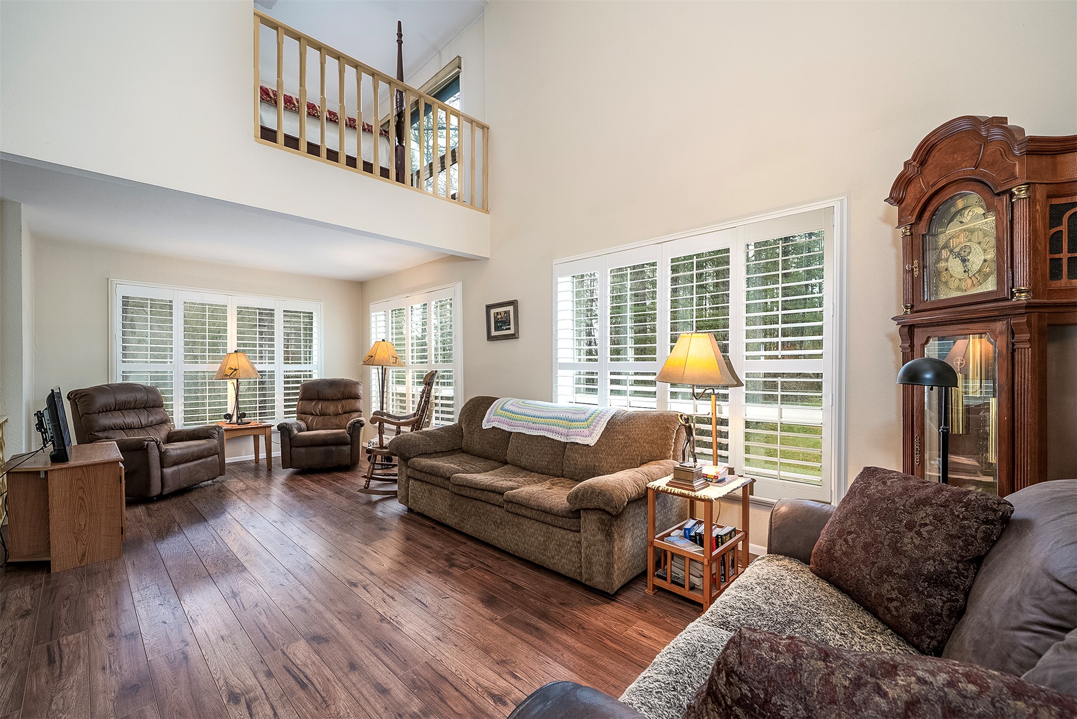 1215 Lion Mountain Drive