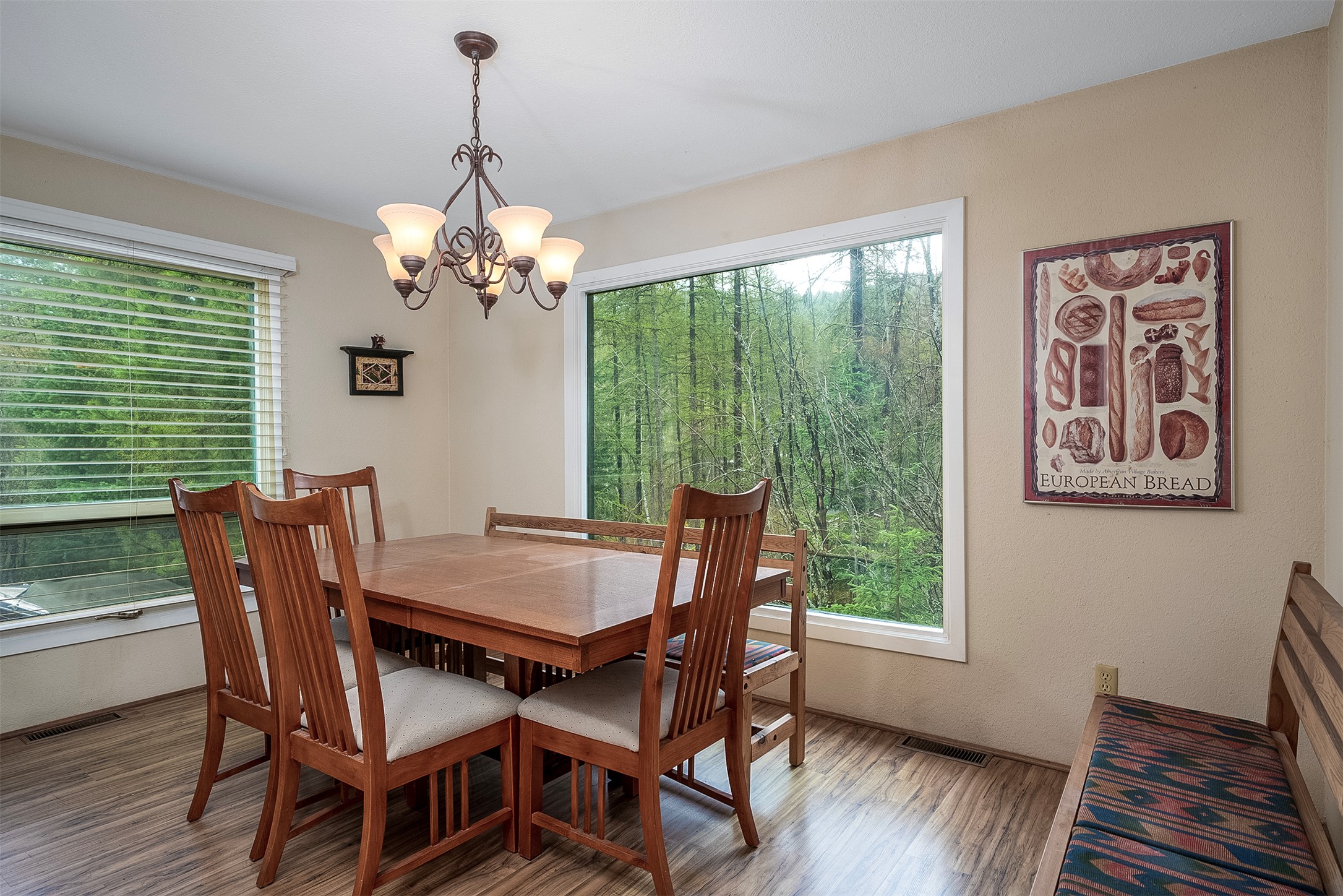 1215 Lion Mountain Drive