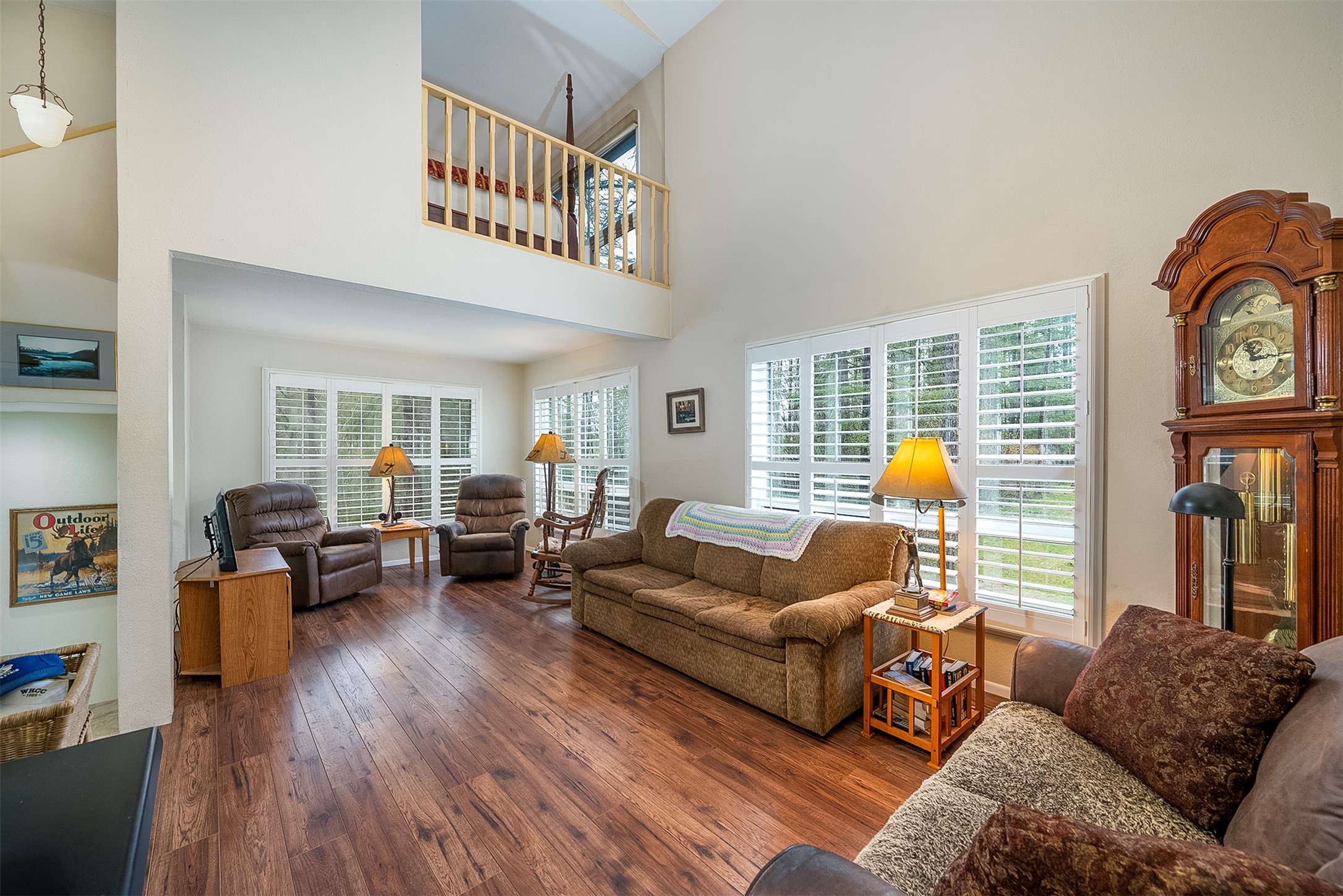 1215 Lion Mountain Drive
