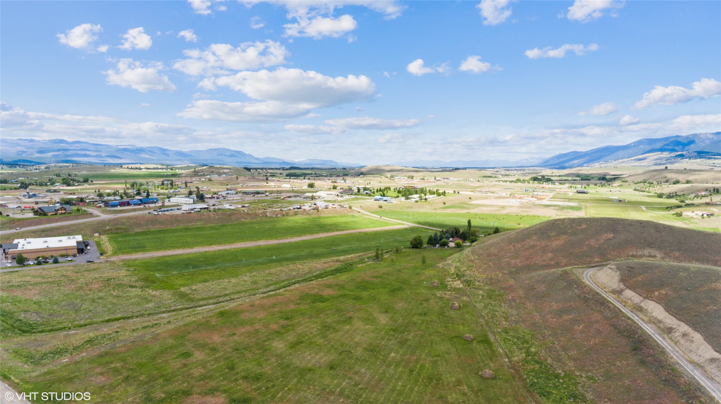 1 and 2A comstock lane