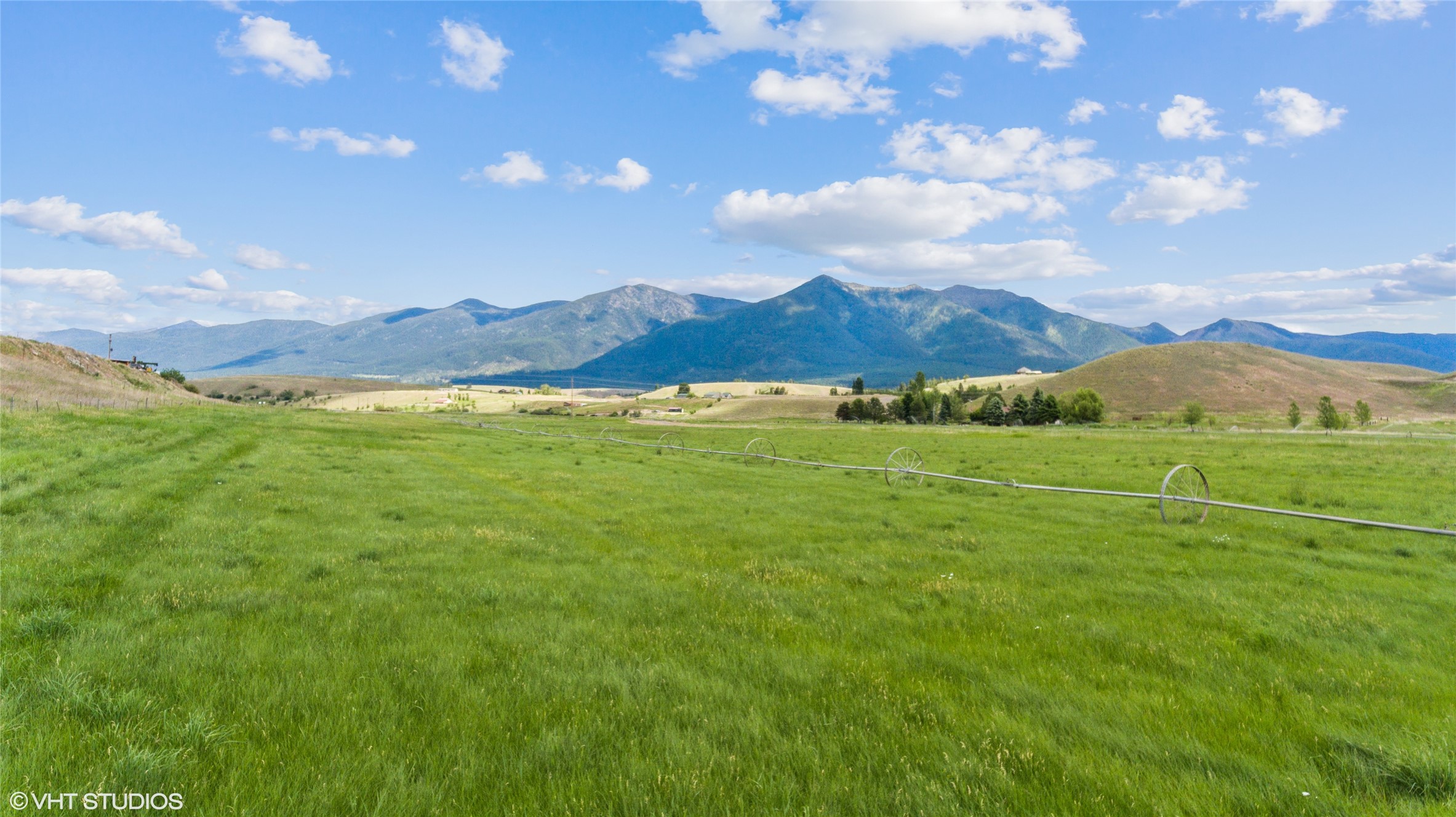 1 and 2A comstock lane