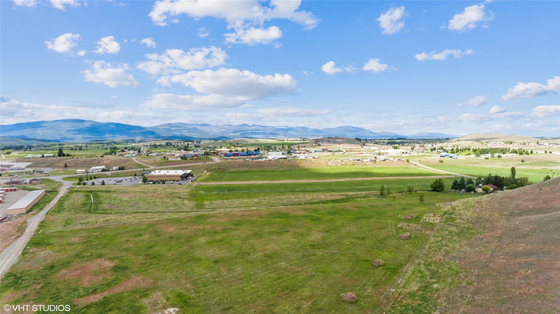 1 and 2A comstock lane