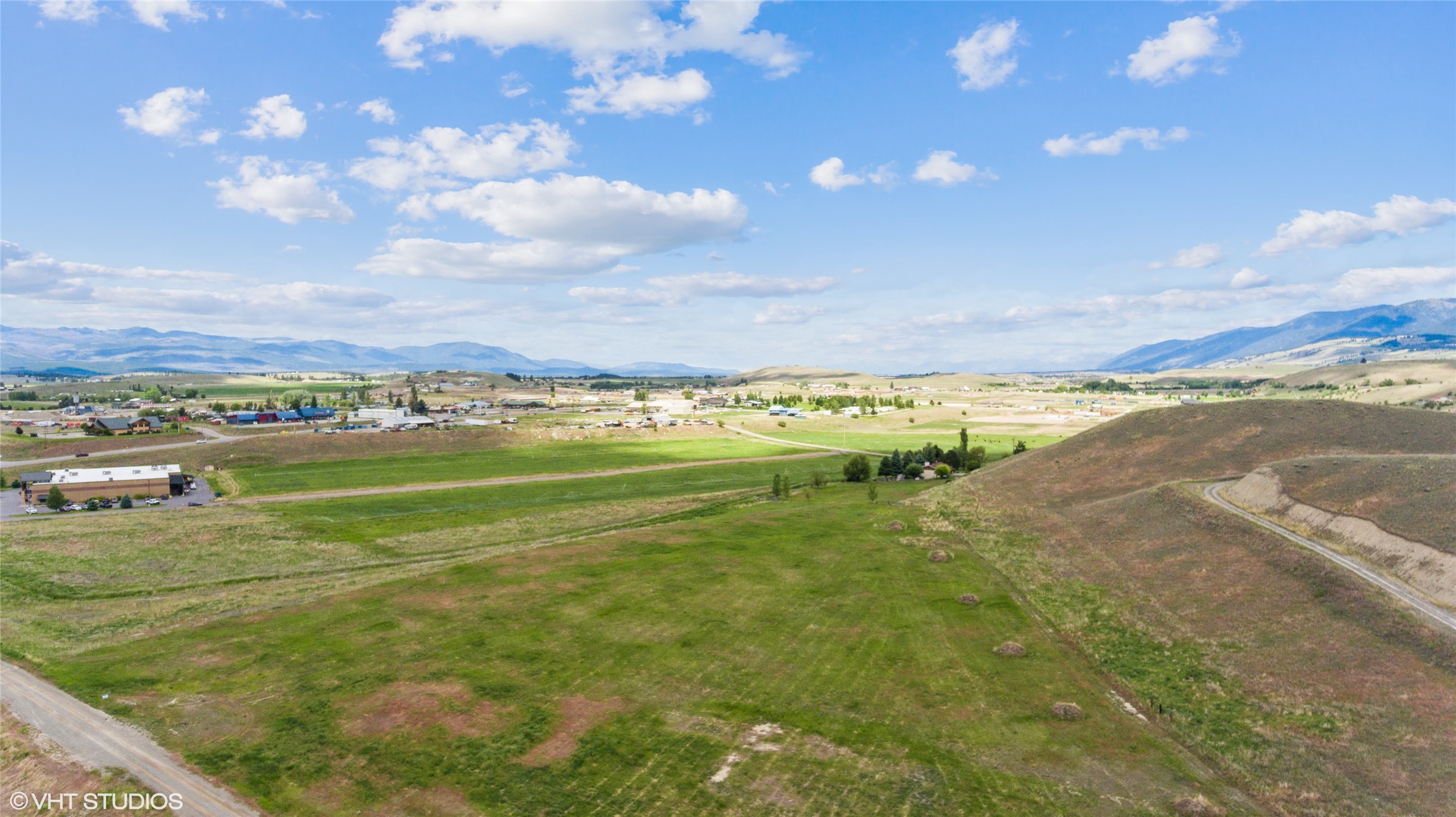 1 and 2A comstock lane