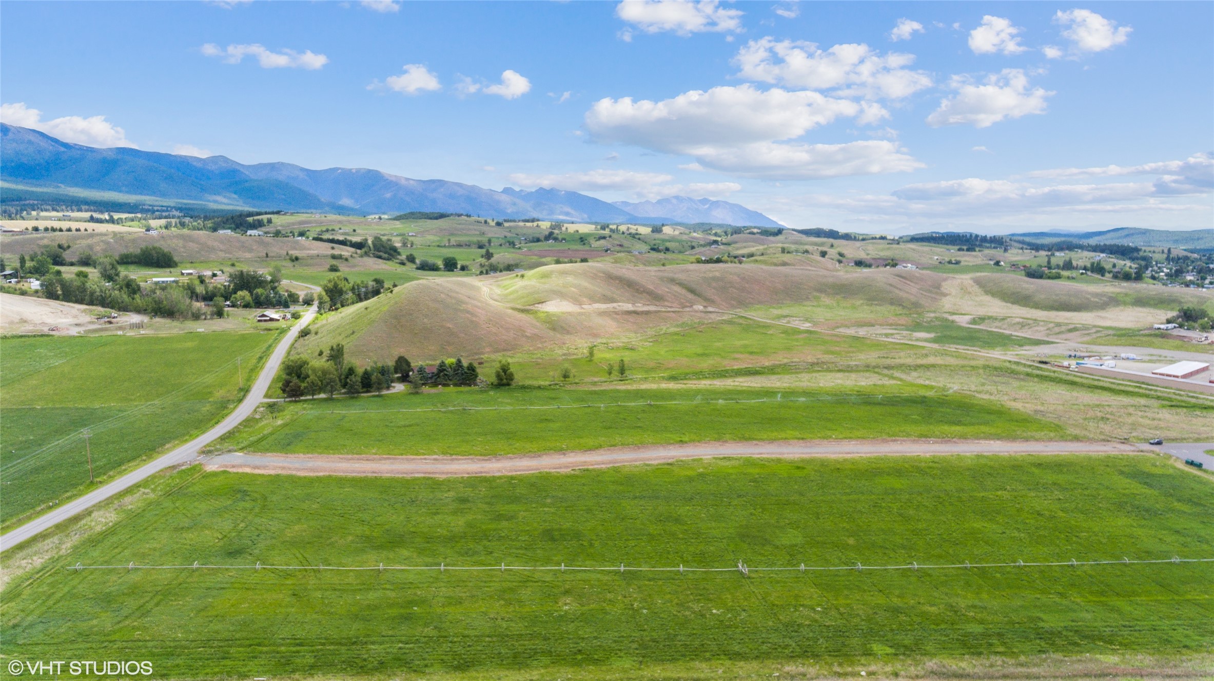 1 and 2A comstock lane