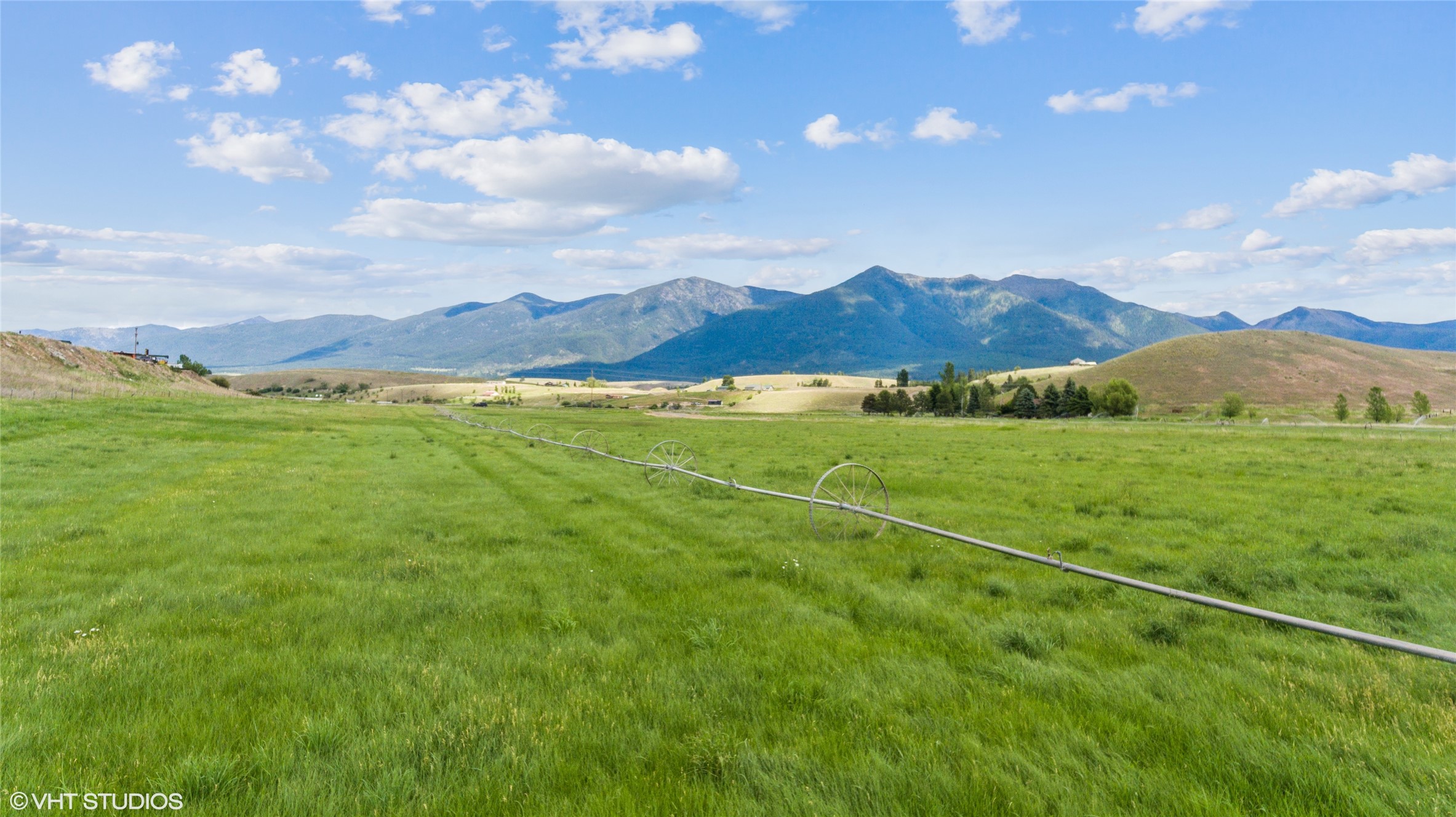 1 and 2A comstock lane