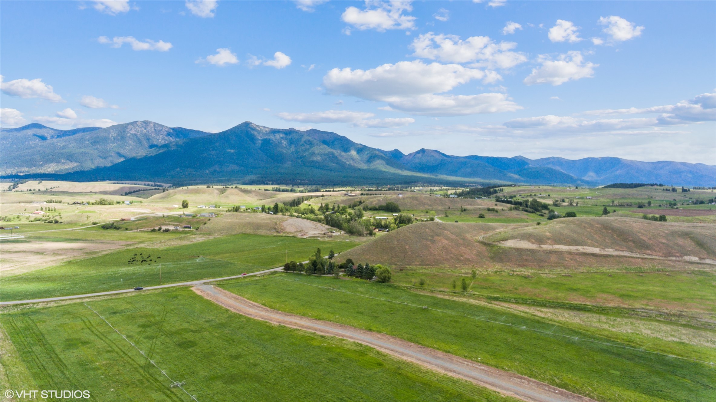 1 and 2A comstock lane