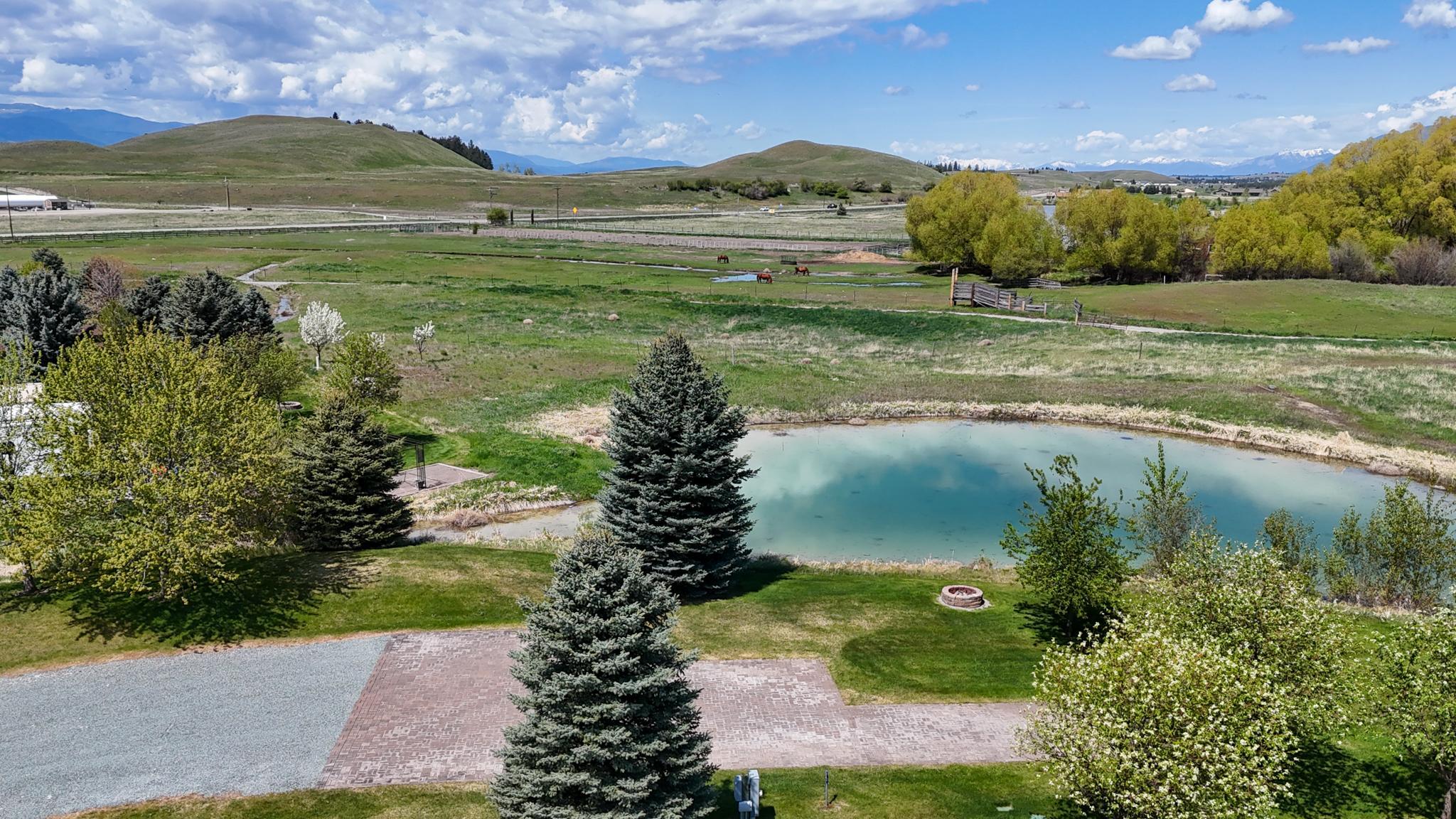 446 Kingfisher Loop