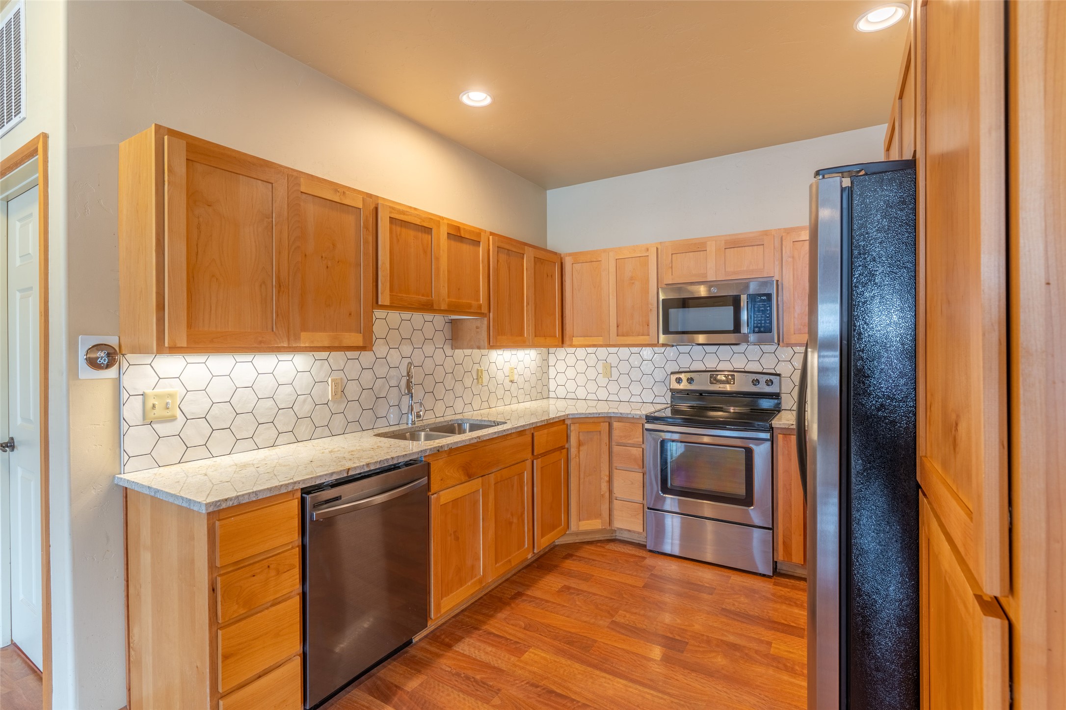 6211 Shiloh Avenue H