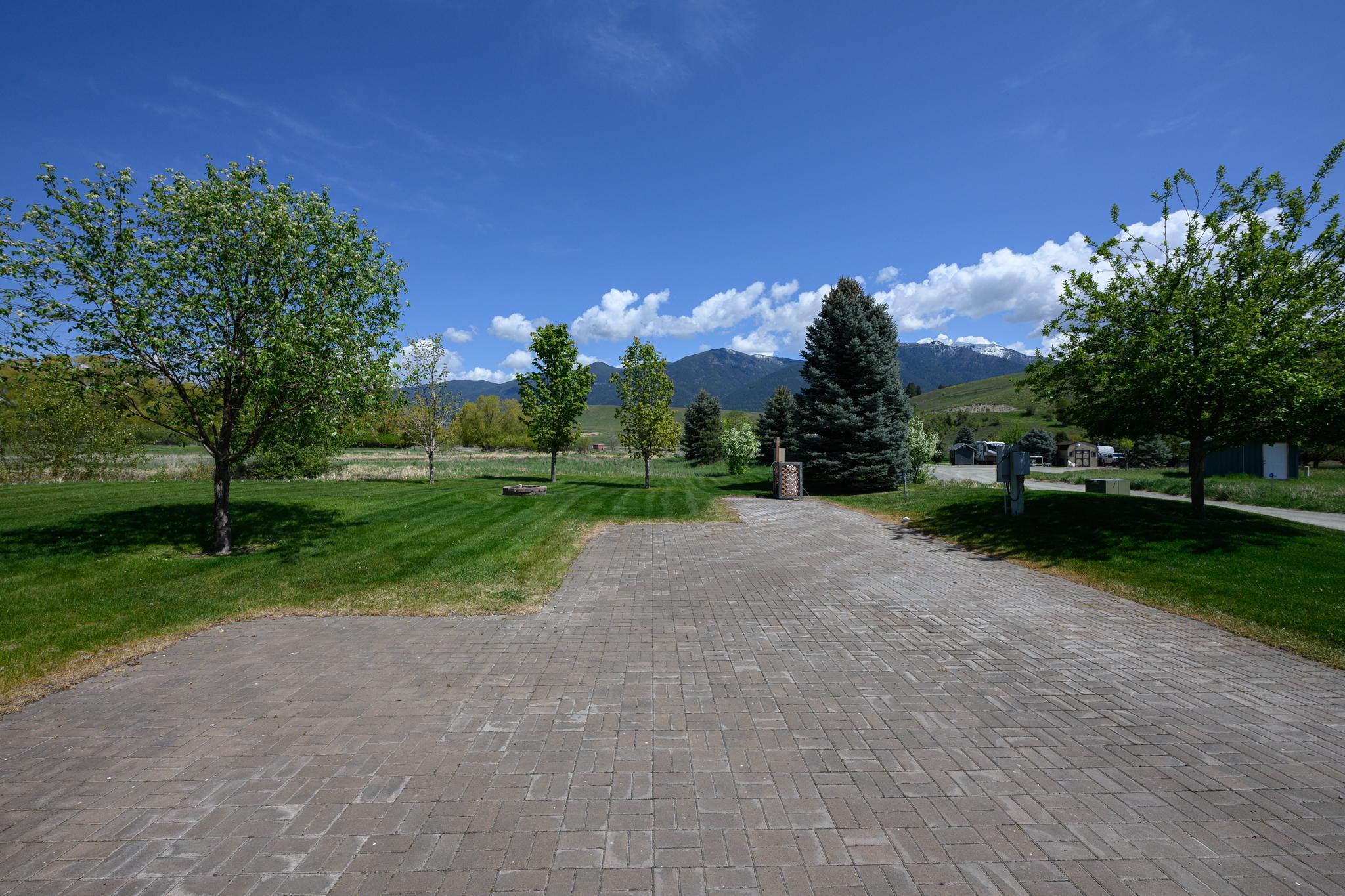 438 Kingfisher Loop