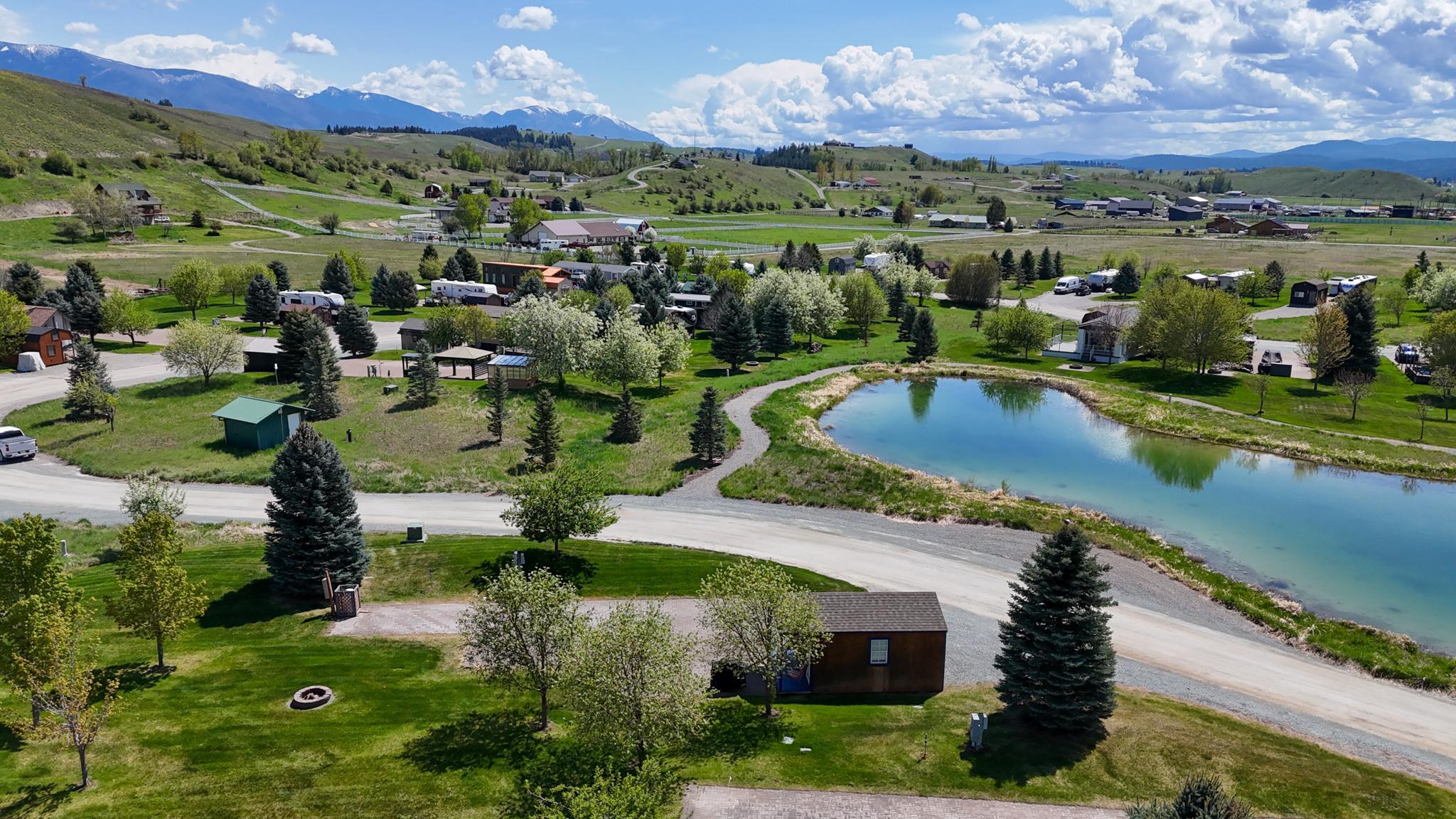 438 Kingfisher Loop