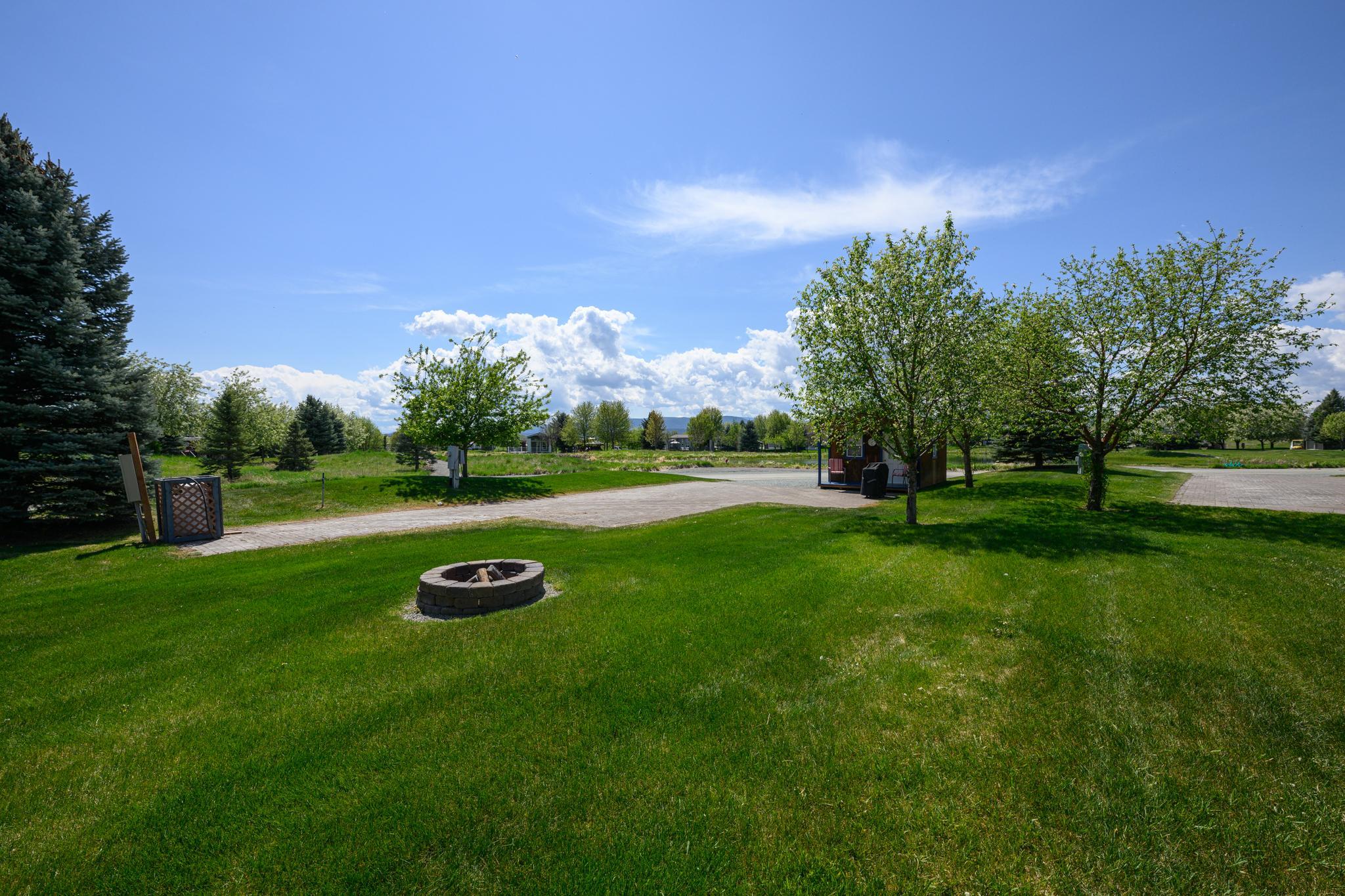 438 Kingfisher Loop