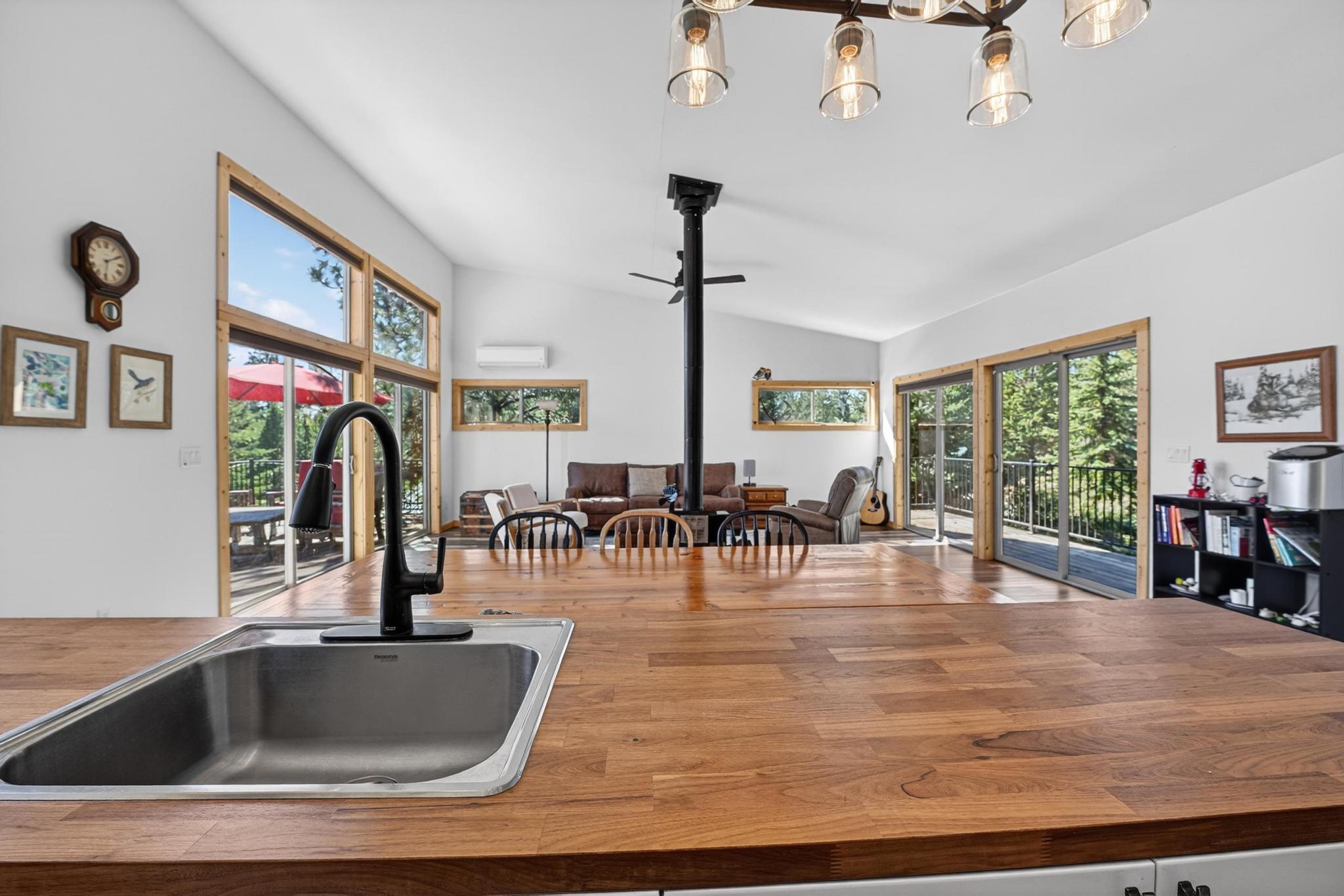 282 Mountain View Road