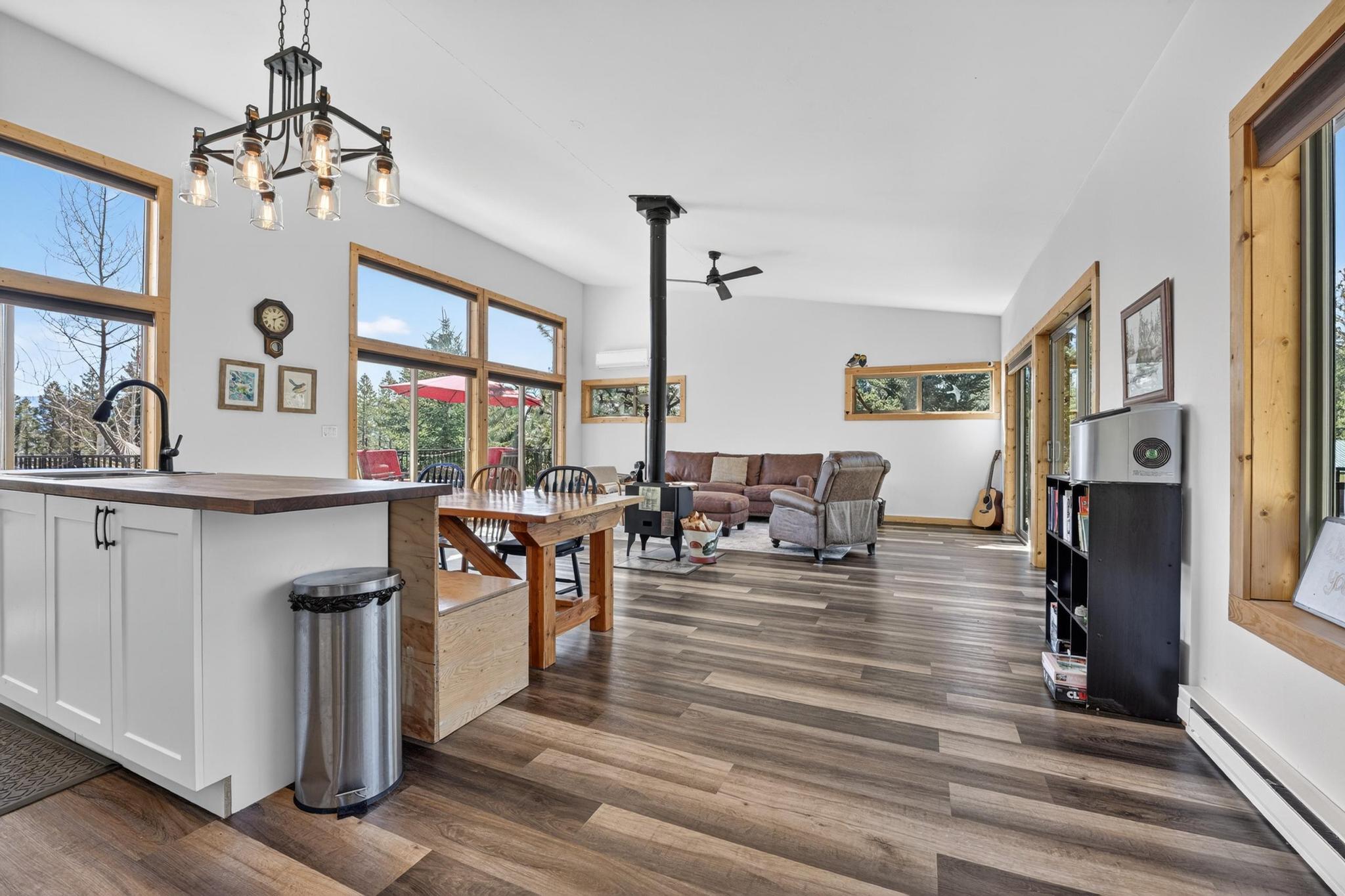 282 Mountain View Road