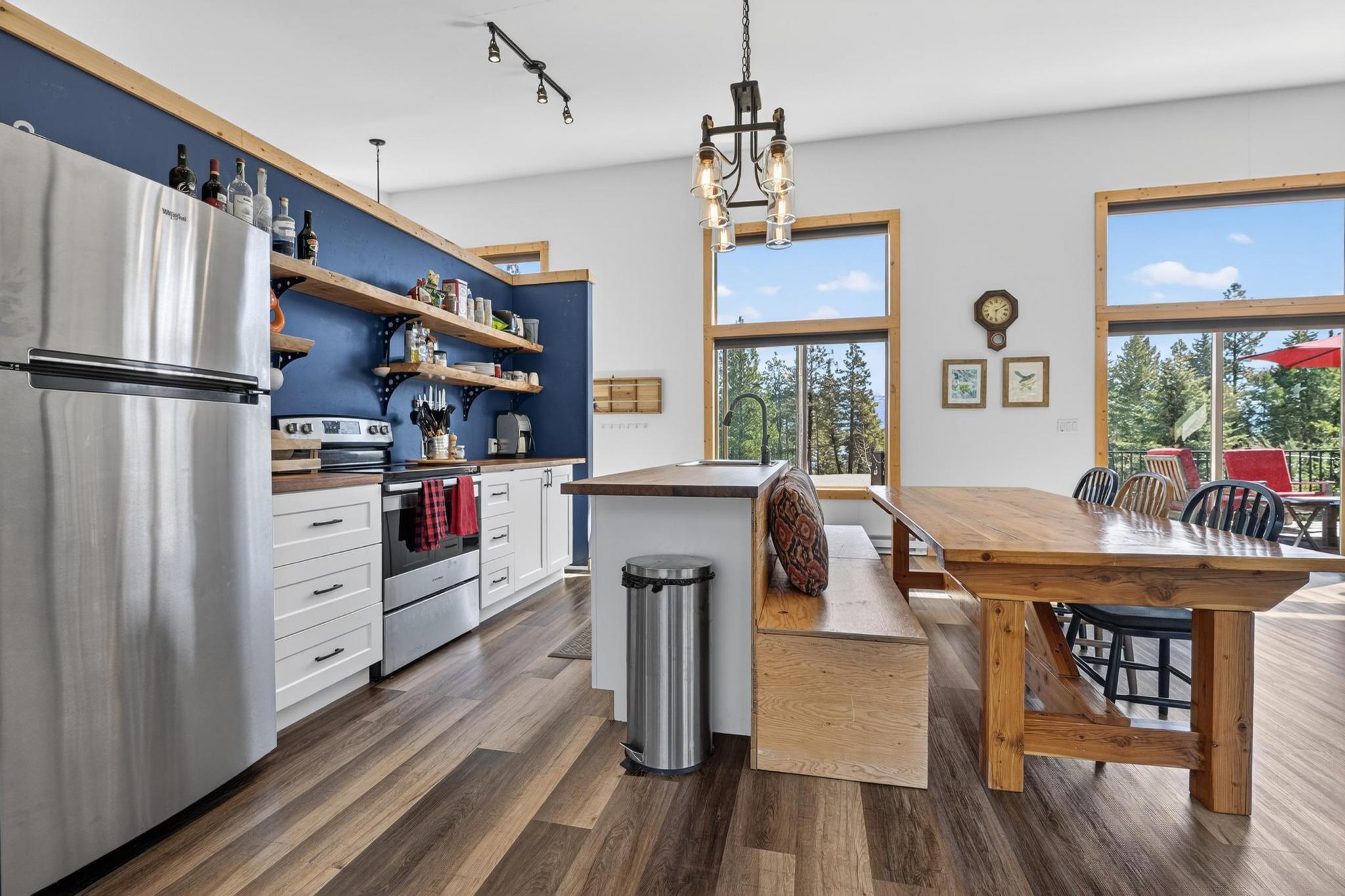 282 Mountain View Road