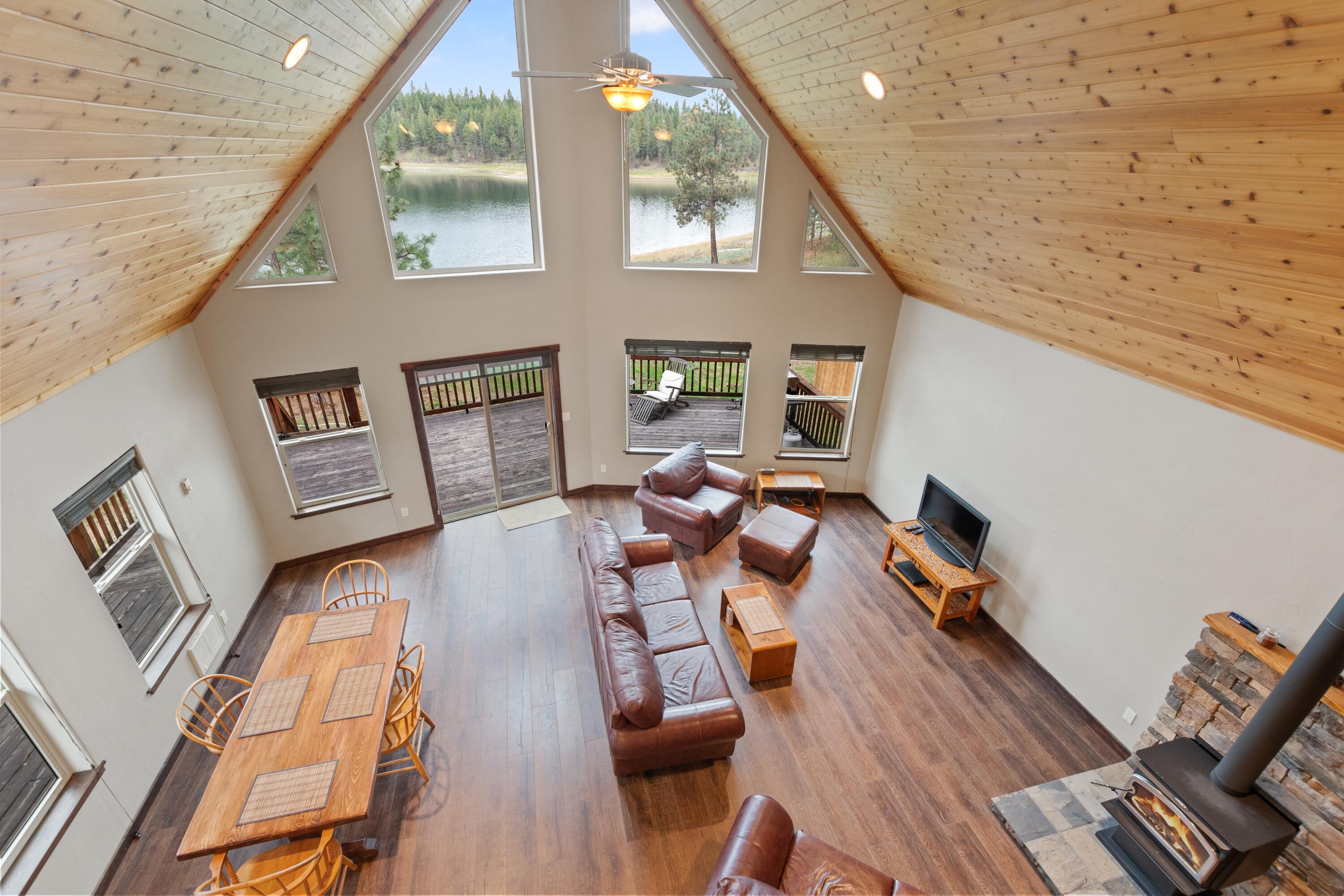 171 Carpenter Lane