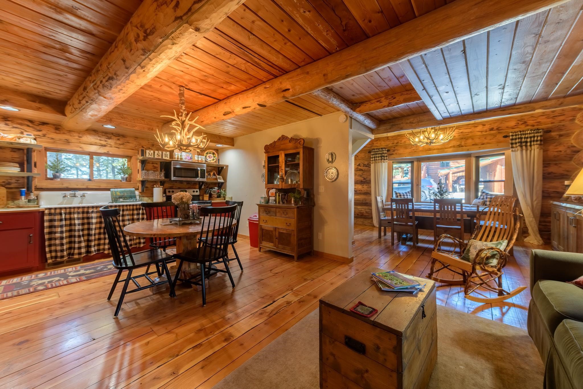 4332 Grave Creek Road