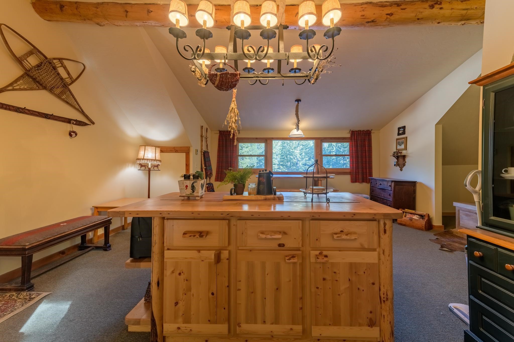 4332 Grave Creek Road