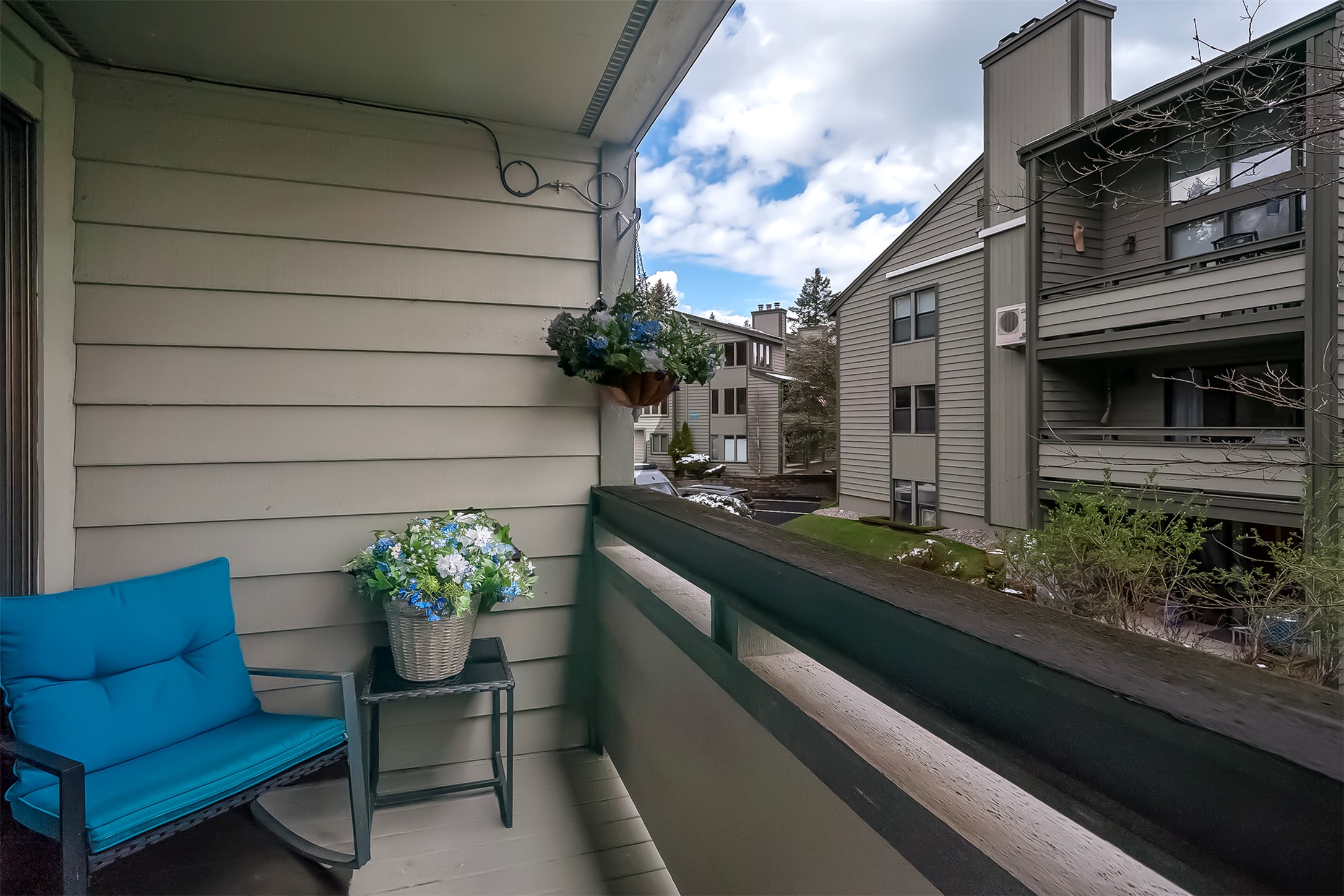 270 Bridge Street QC1-203