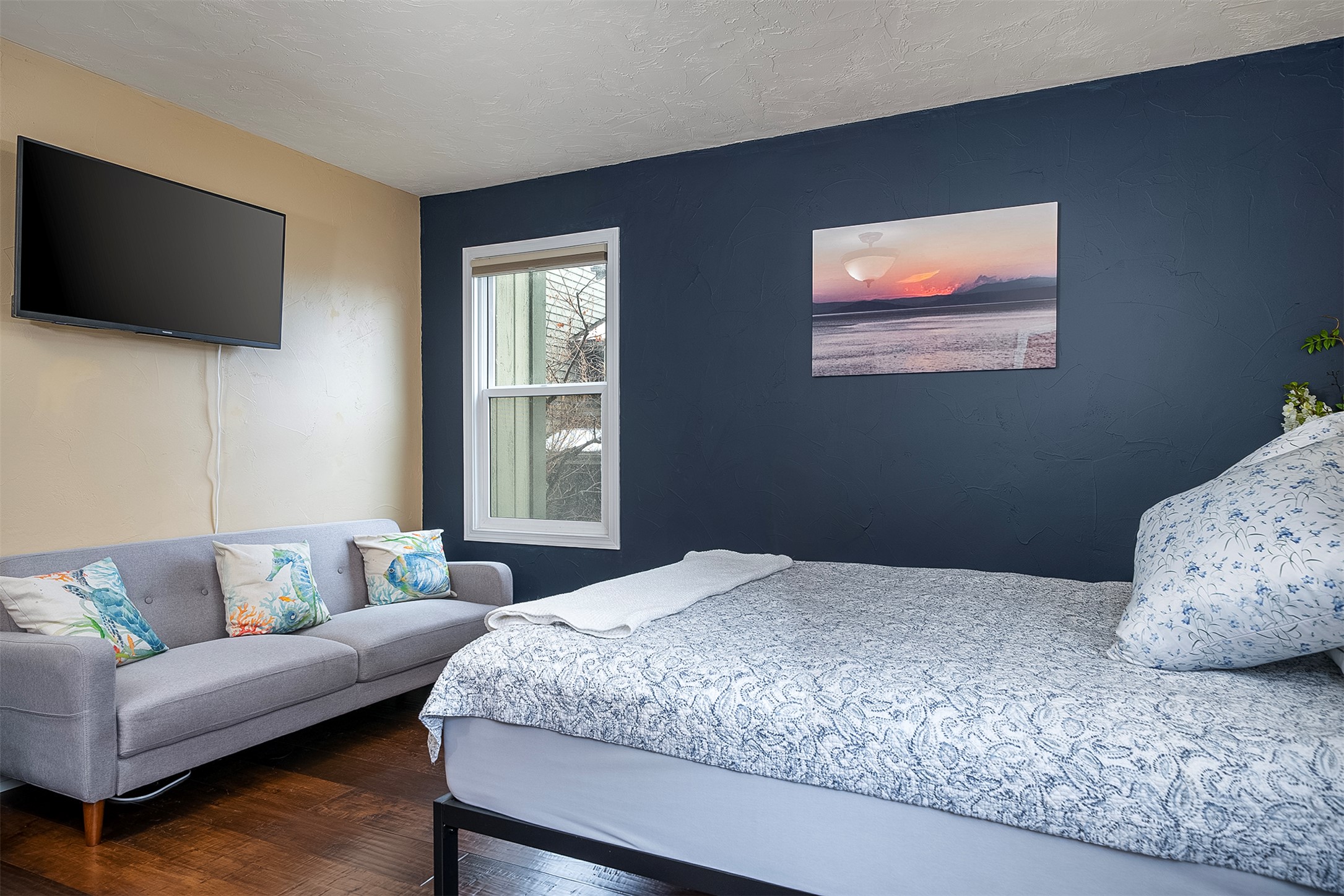 270 Bridge Street QC1-203