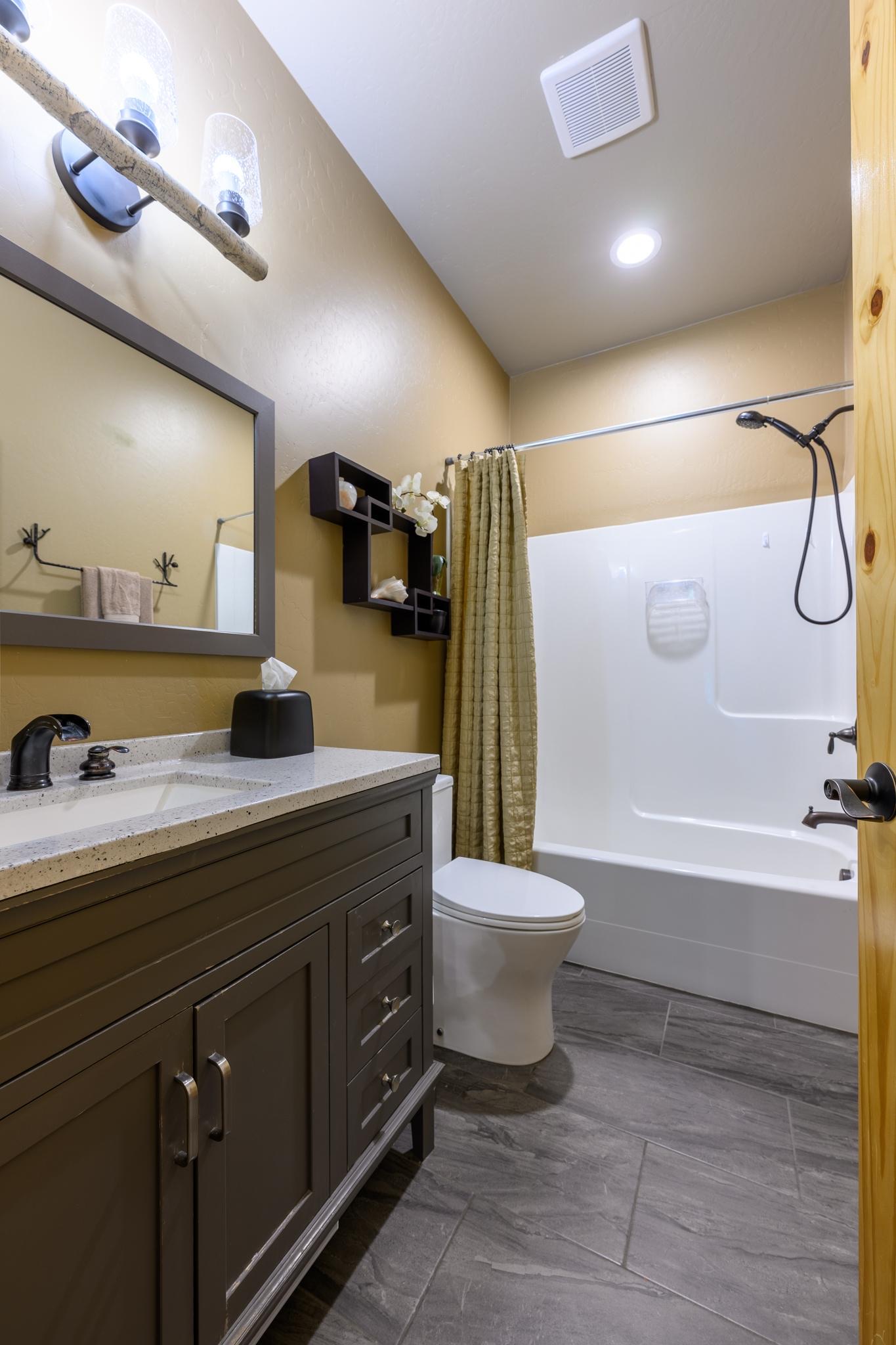 548 Spruce Hollow Trail