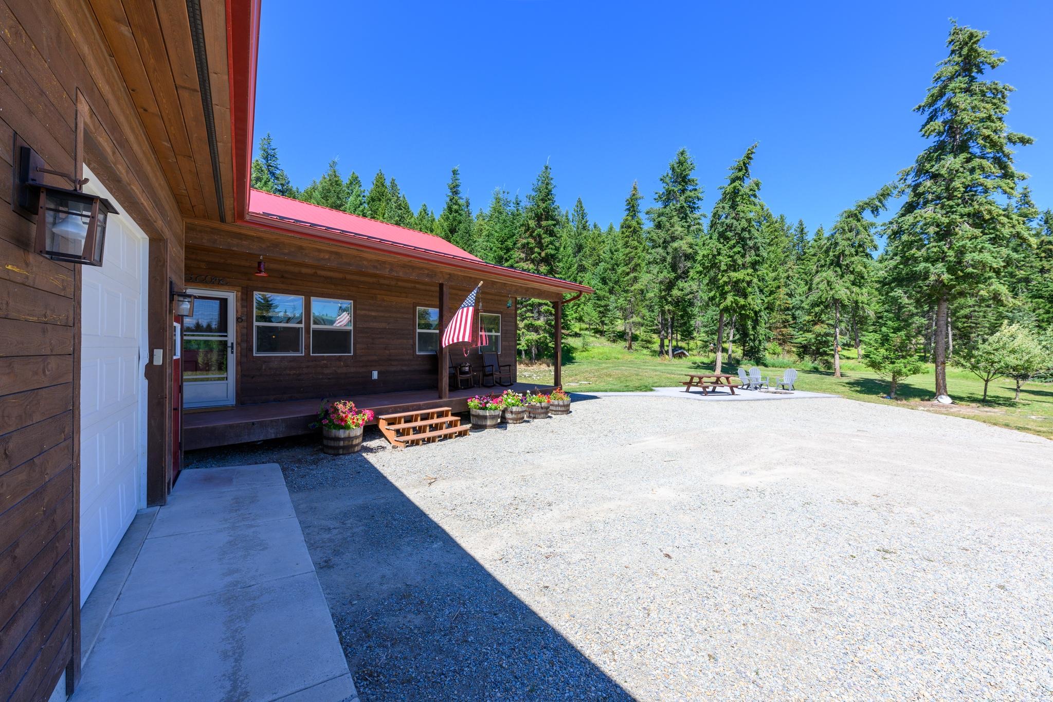 548 Spruce Hollow Trail