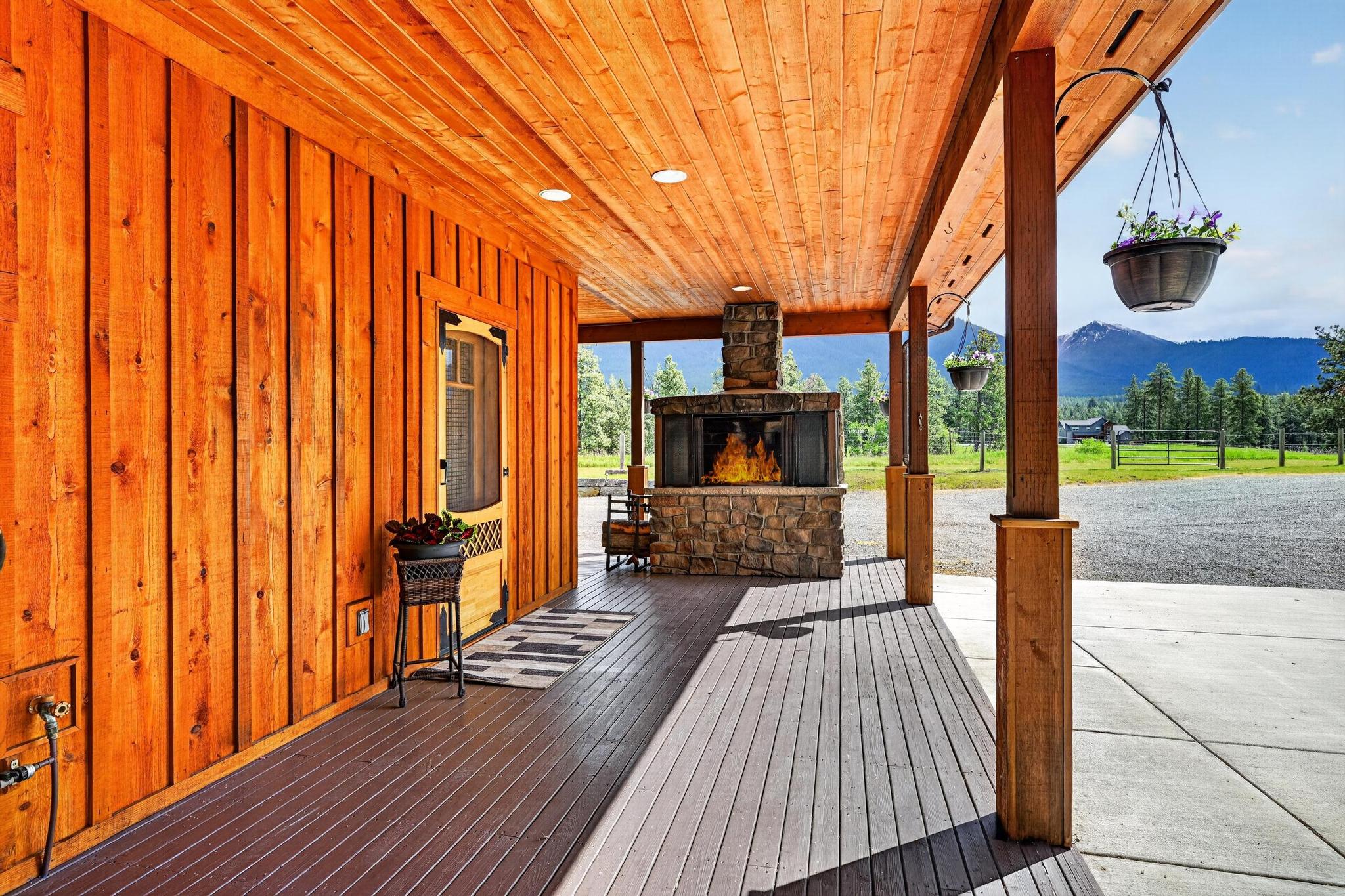 395 Wild West Drive