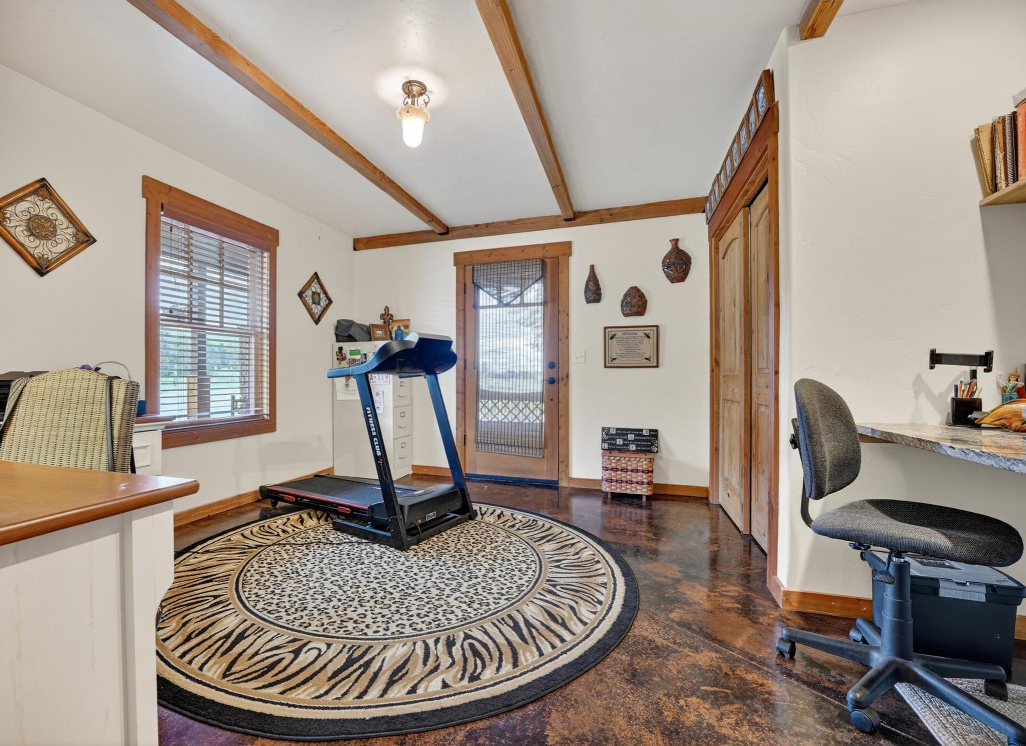 395 Wild West Drive
