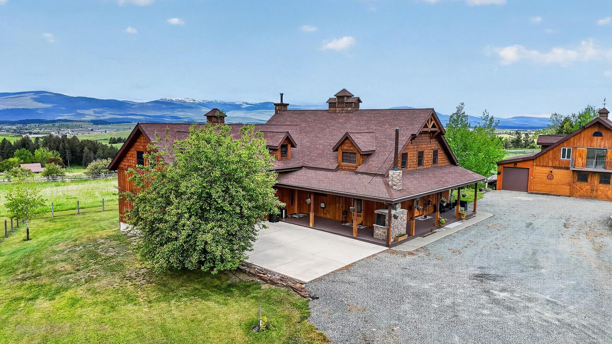 395 Wild West Drive