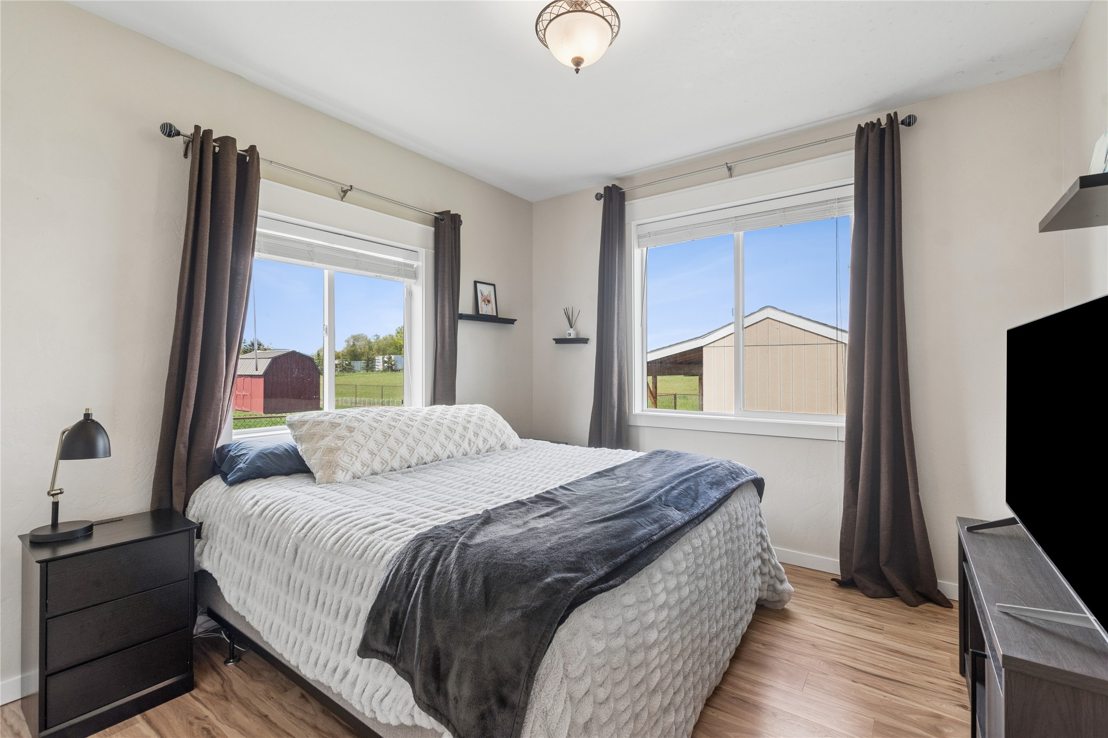 1113 Mackinaw Loop