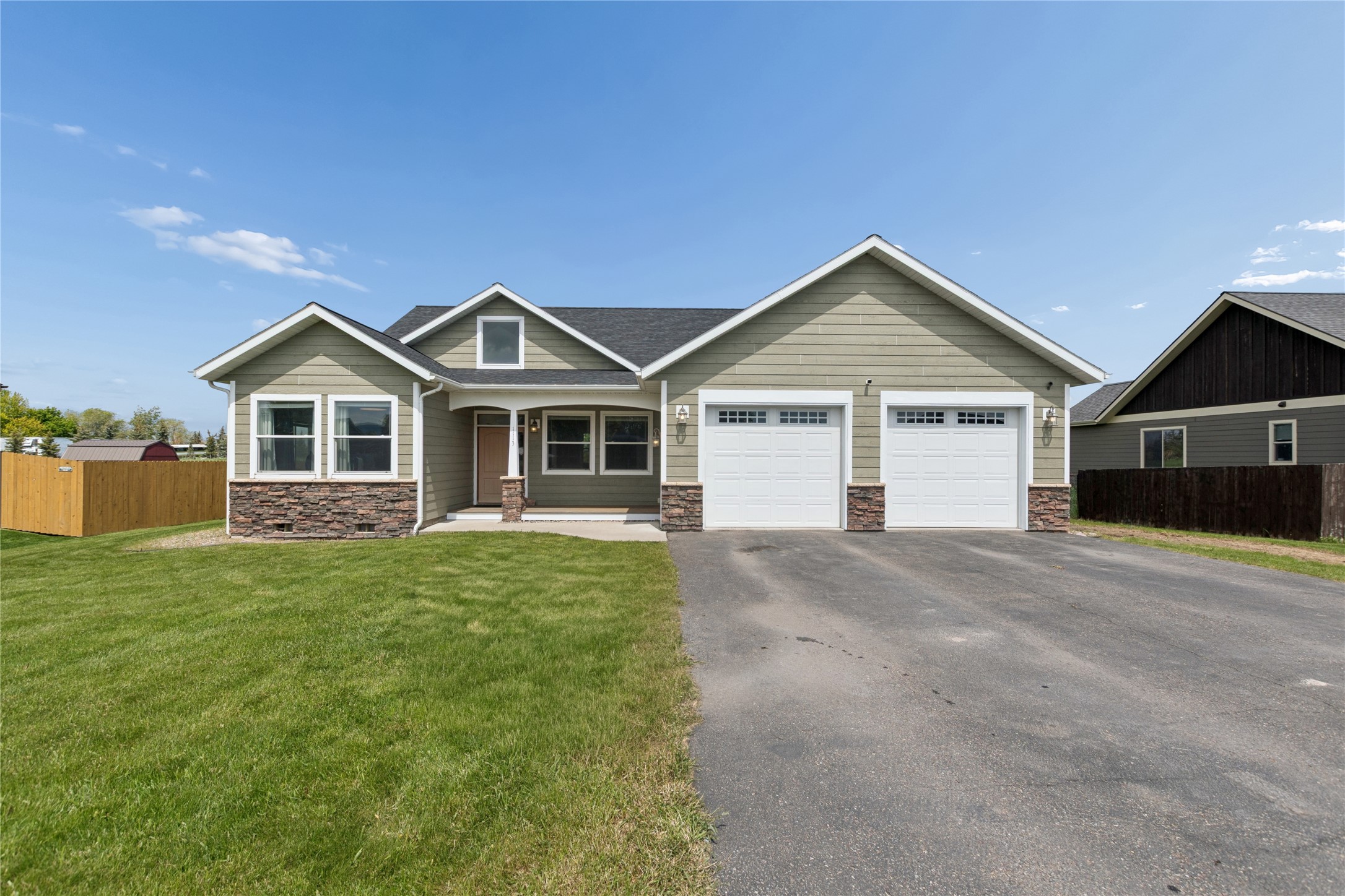1113 Mackinaw Loop