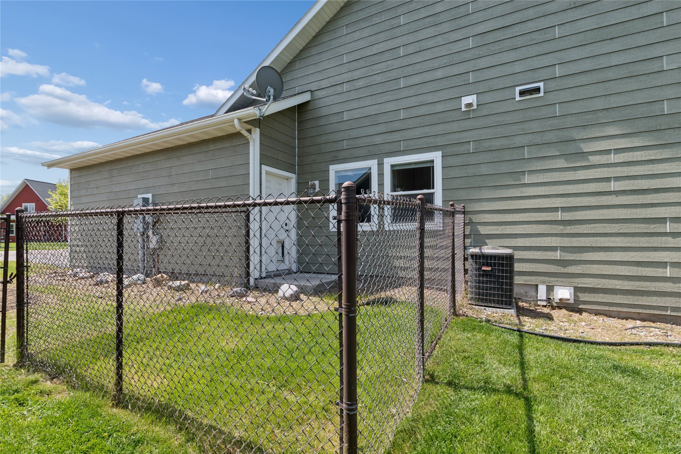 1113 Mackinaw Loop