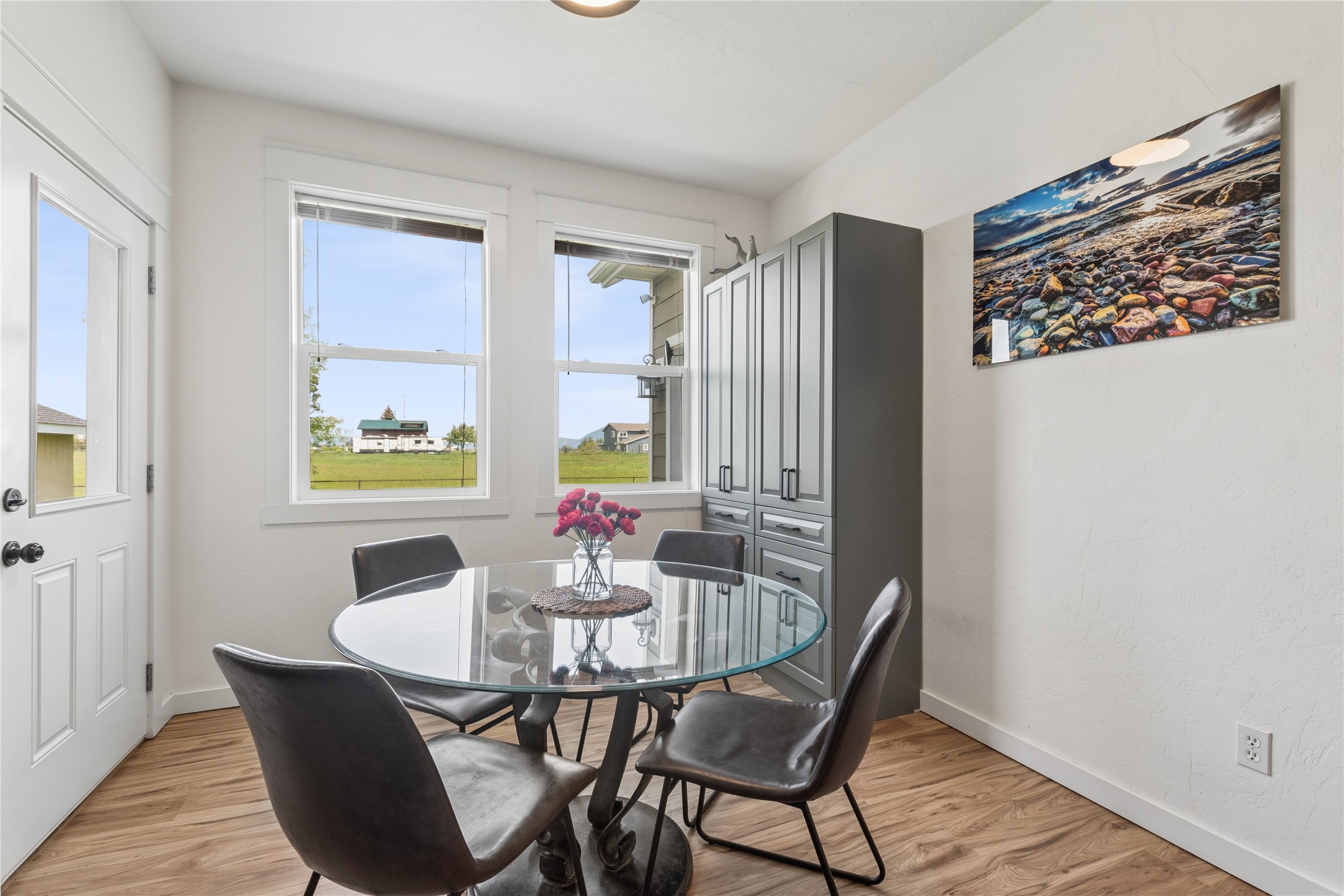 1113 Mackinaw Loop