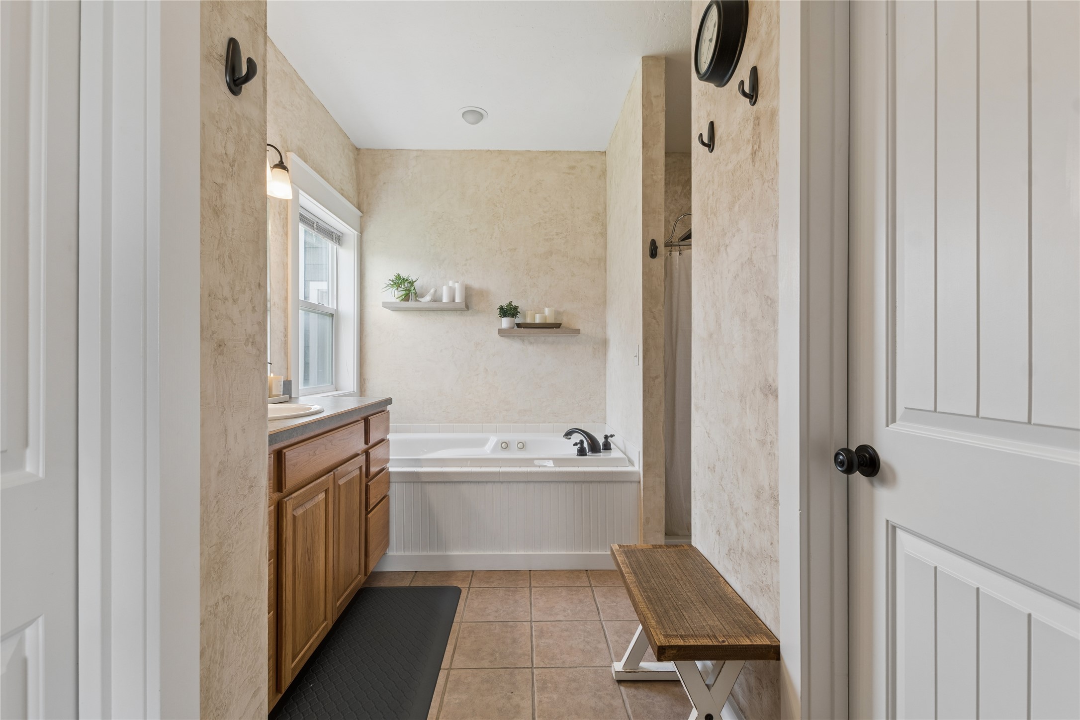 1113 Mackinaw Loop