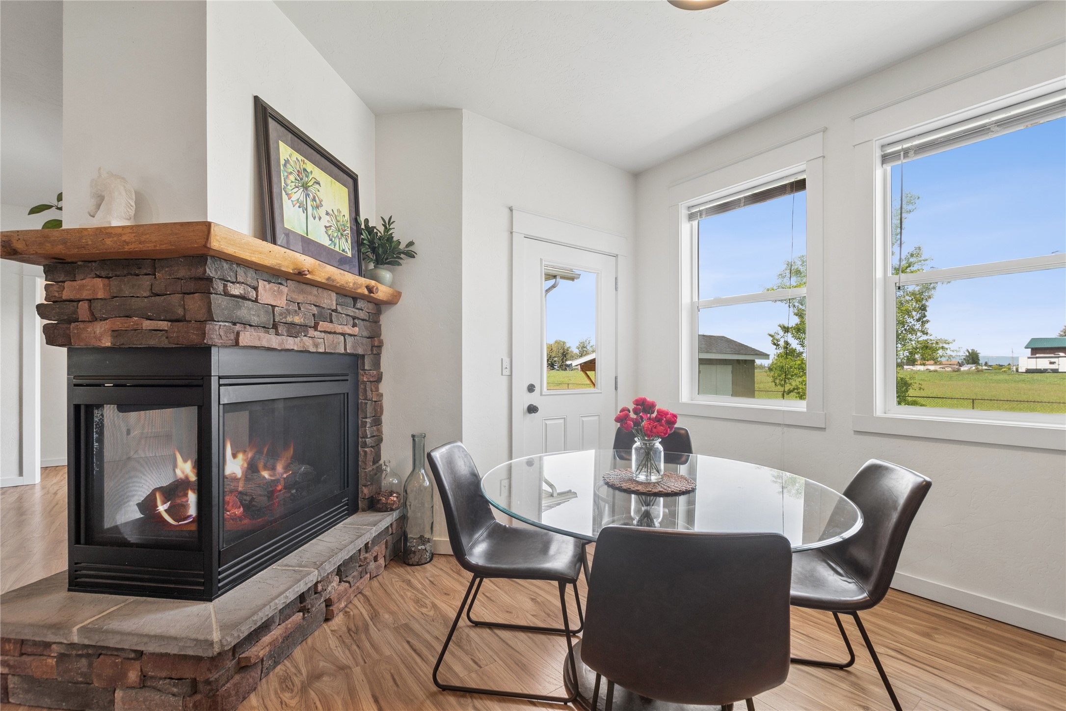 1113 Mackinaw Loop