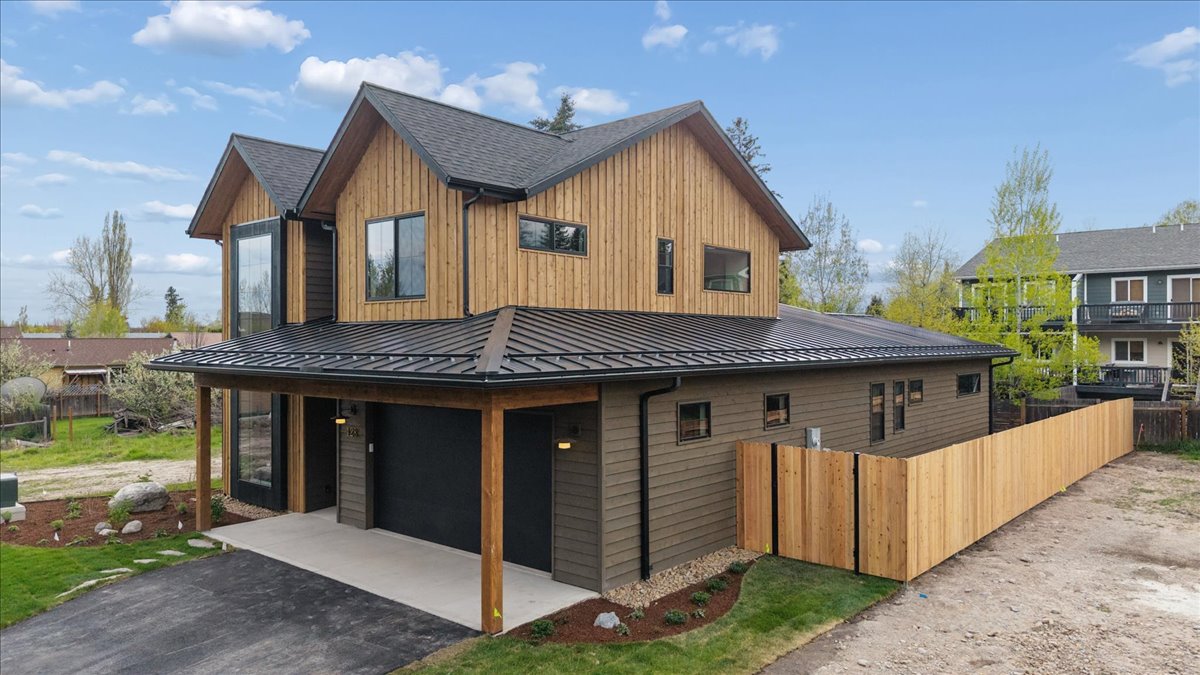 428 Orchard Lane