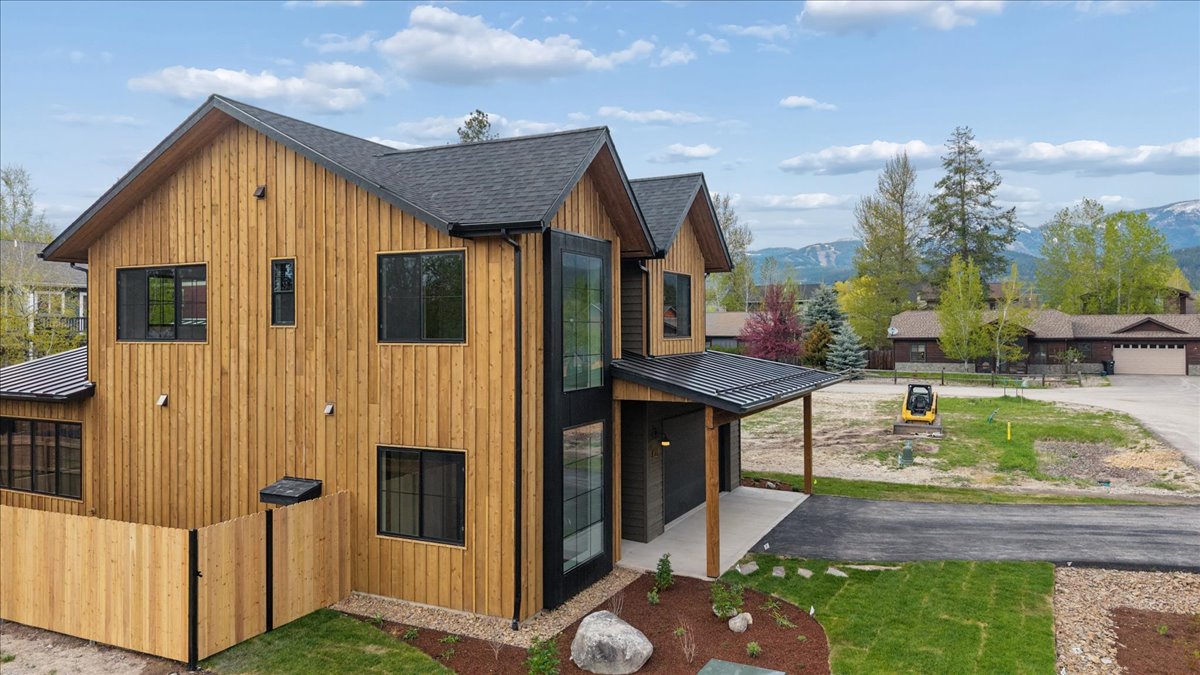 428 Orchard Lane