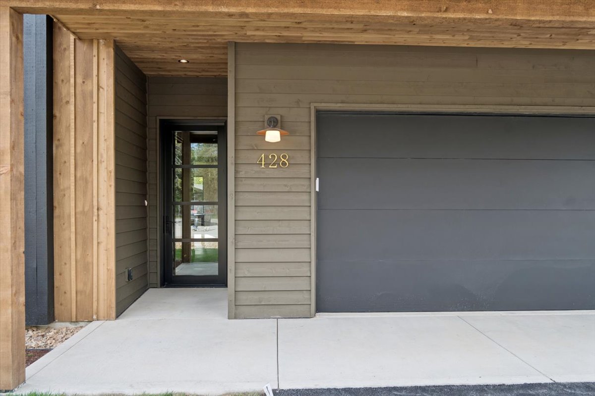 428 Orchard Lane