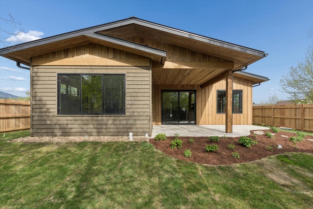 428 Orchard Lane