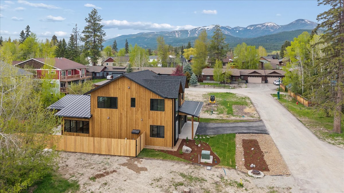 428 Orchard Lane