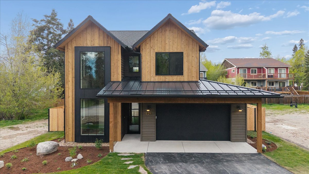 428 Orchard Lane