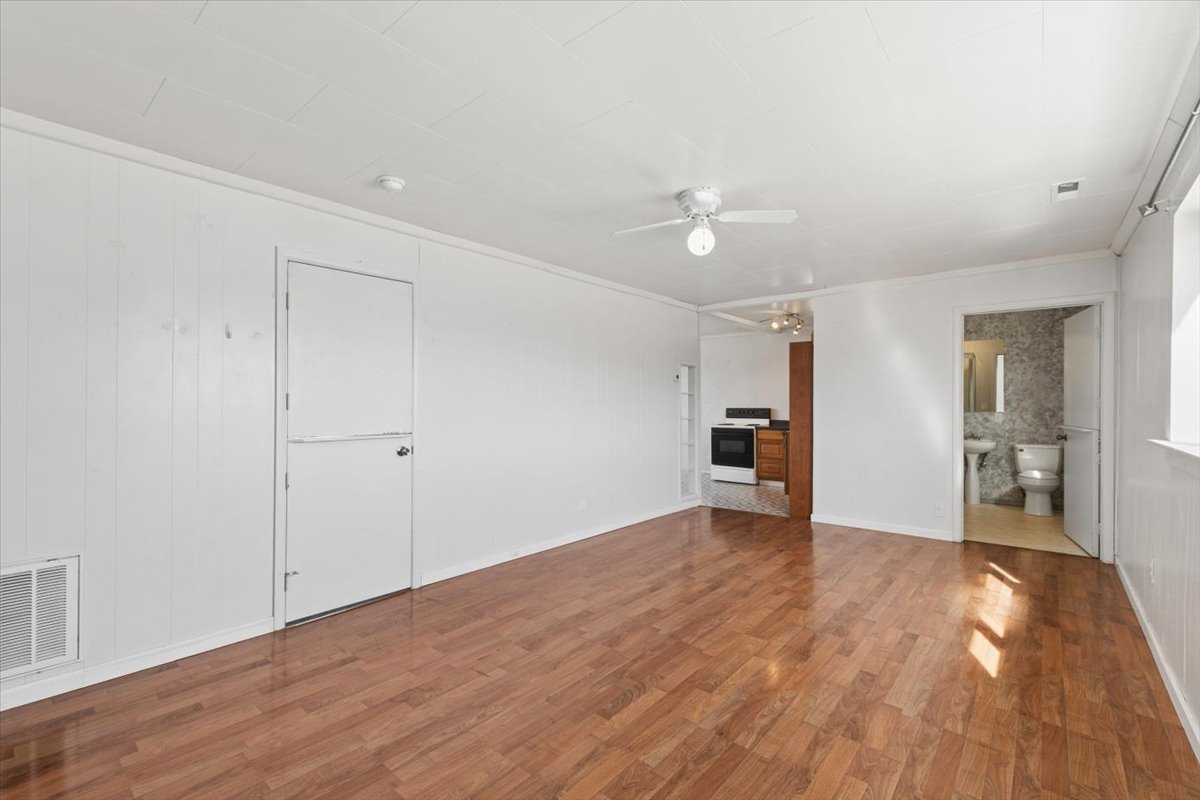 135 Nucleus Avenue