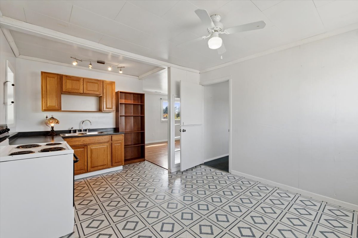 135 Nucleus Avenue