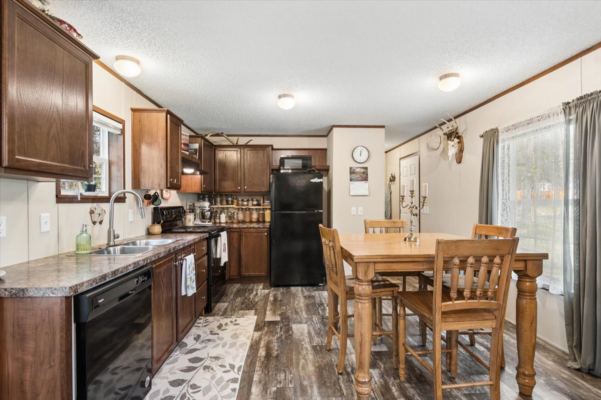 4370 US Highway 93 S 35