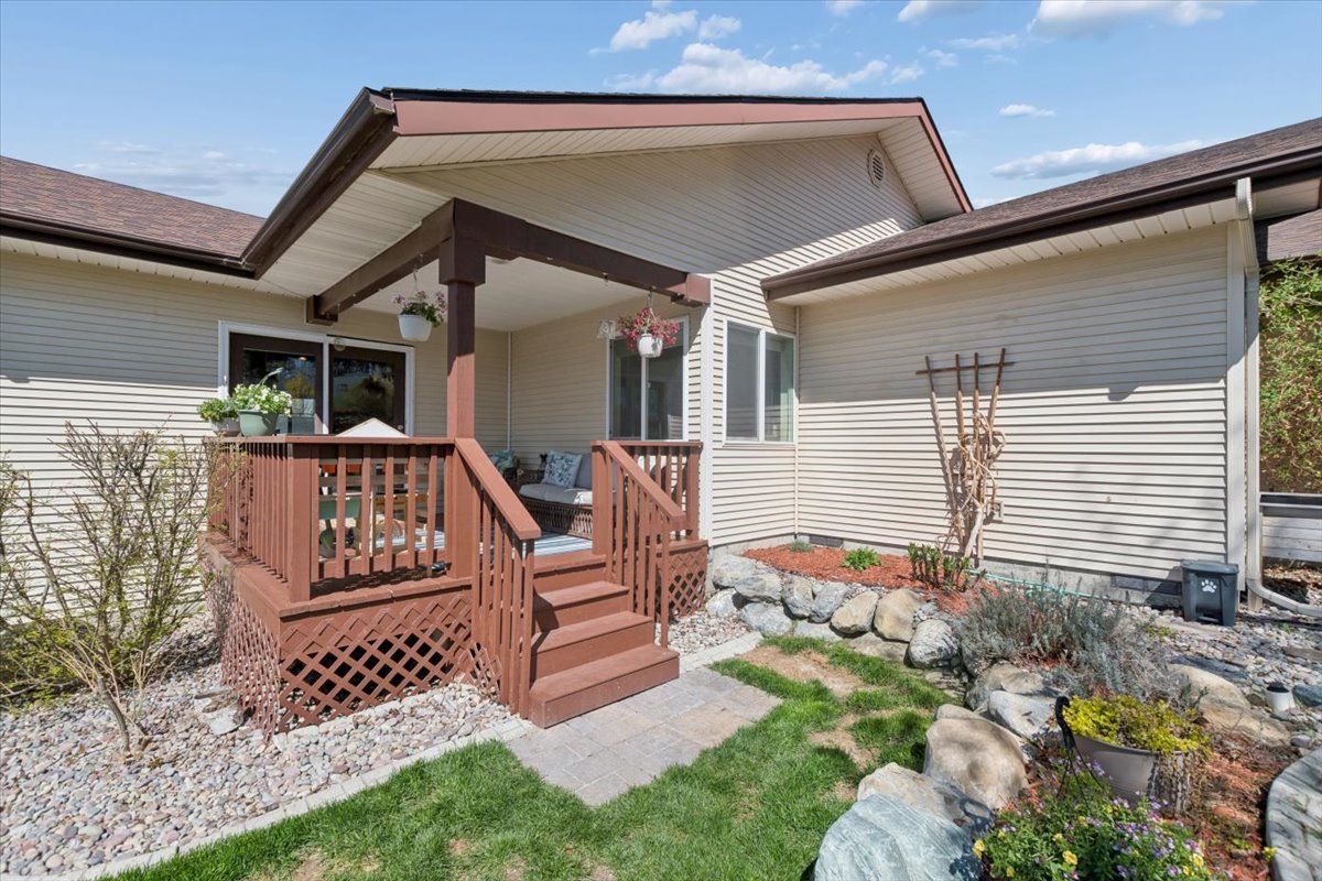 288 Buttercup Loop
