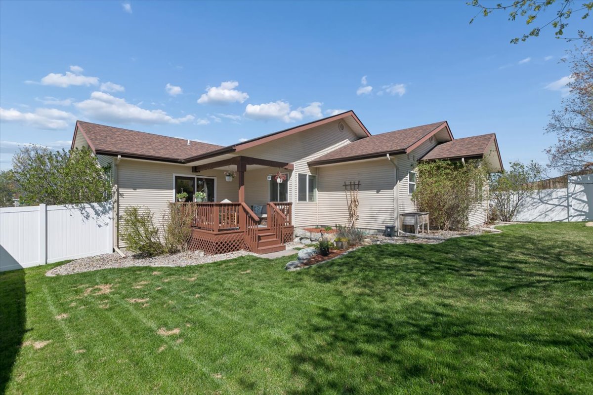 288 Buttercup Loop