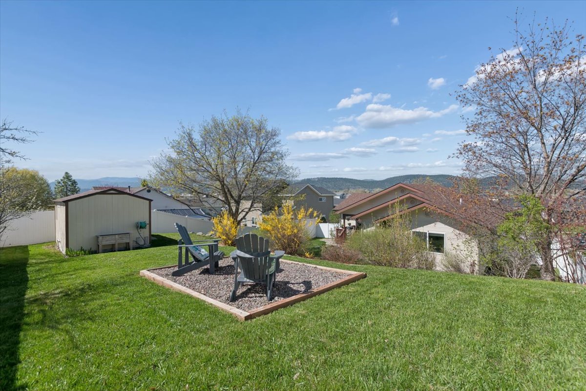 288 Buttercup Loop