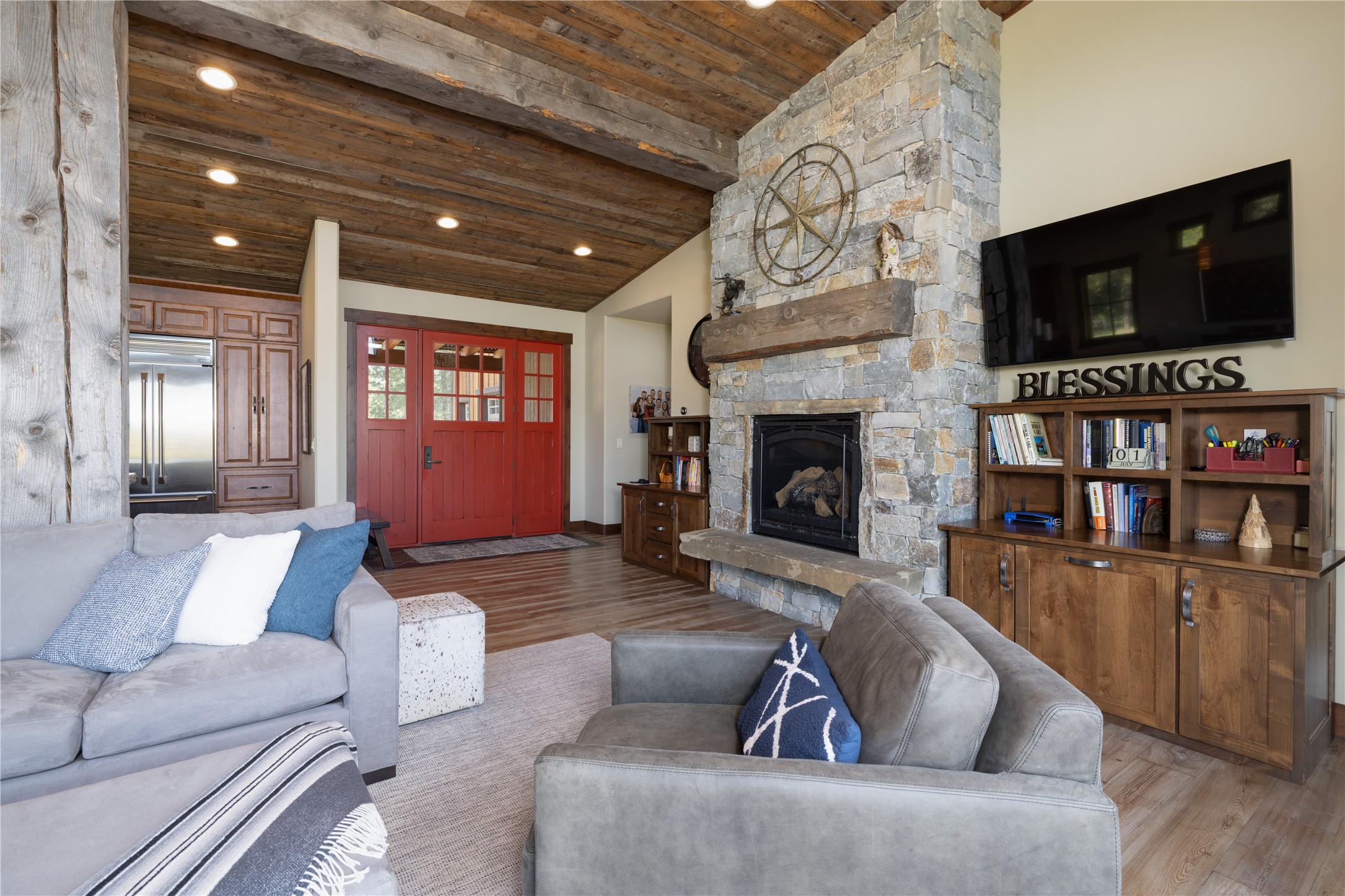401 Boulder Lane