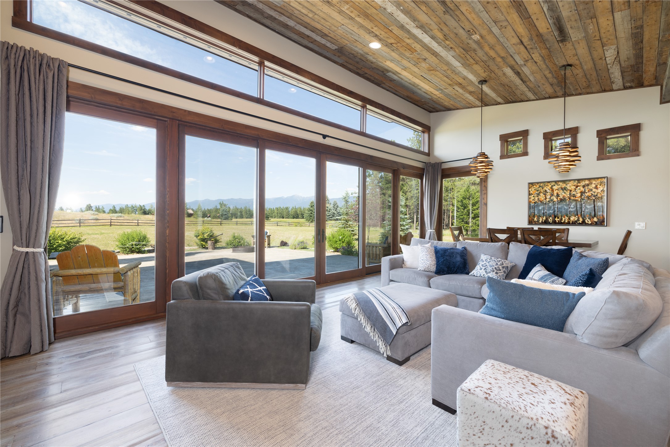 401 Boulder Lane