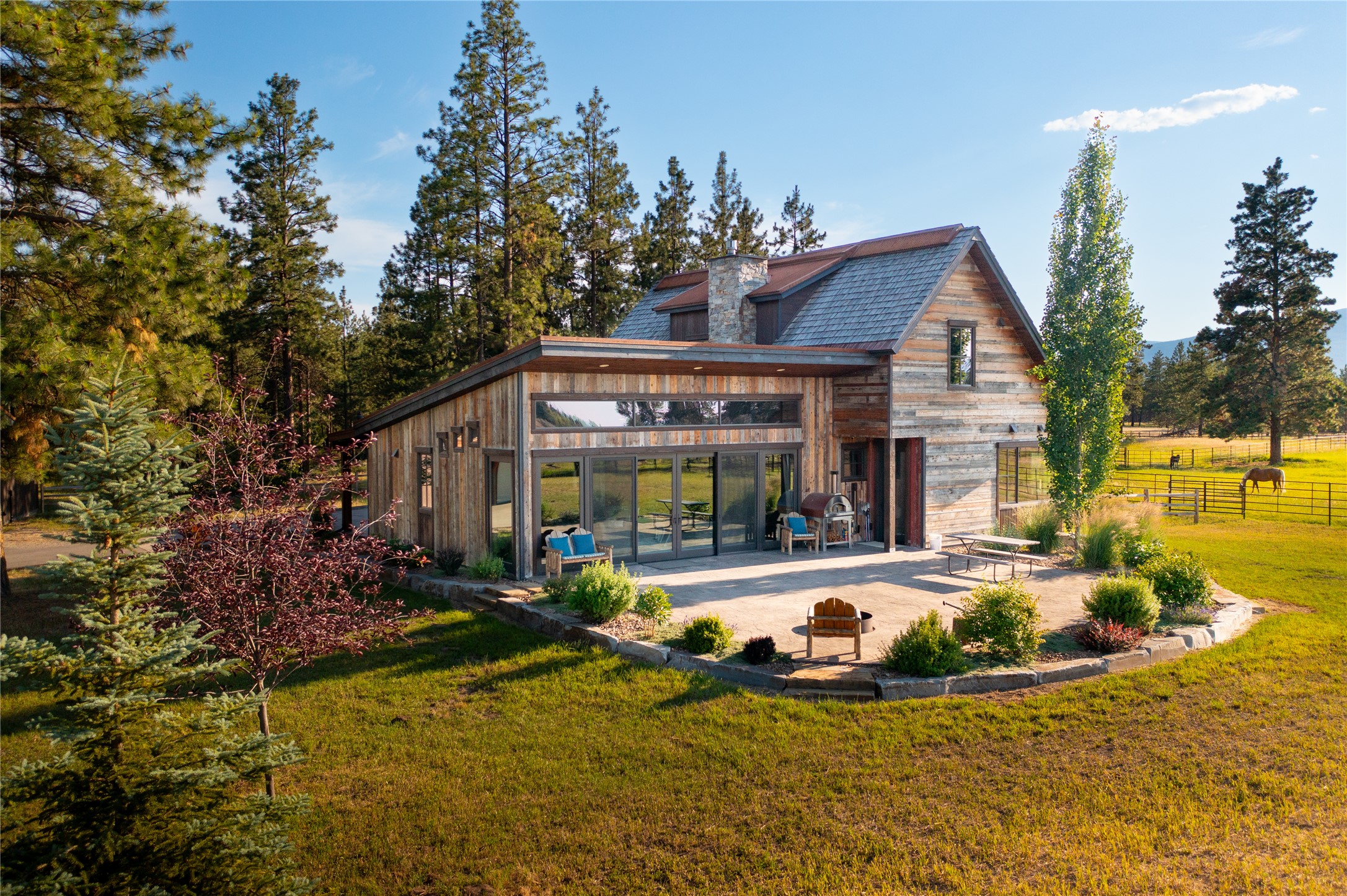 401 Boulder Lane